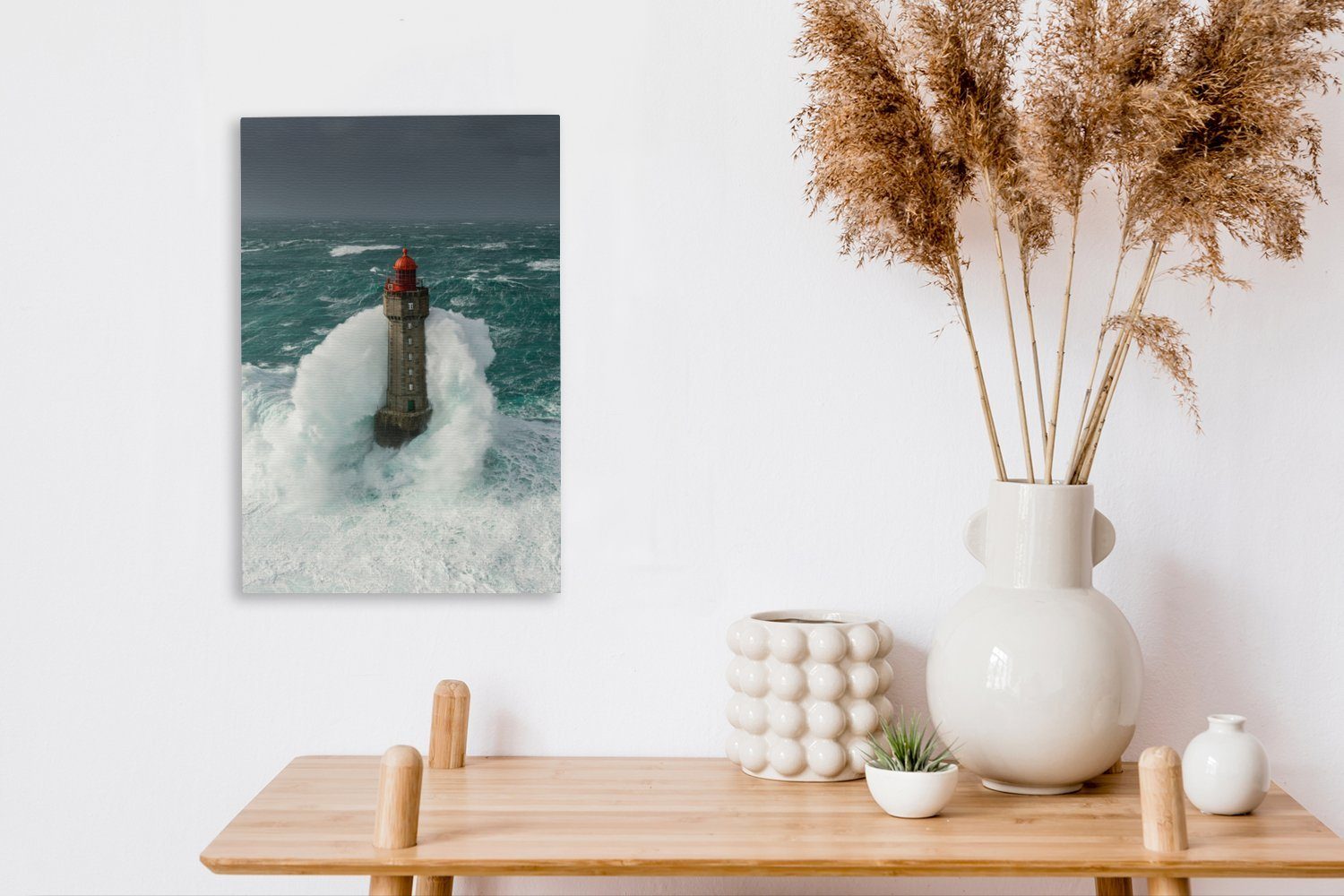 OneMillionCanvasses® Leinwandbild Der Leuchtturm von la Jument in Frankreich vor einem grauen Himmel, Fotodruck (1 St), Leinwand Canvas Wandbild, Wanddekoration – Bild 3 von 5