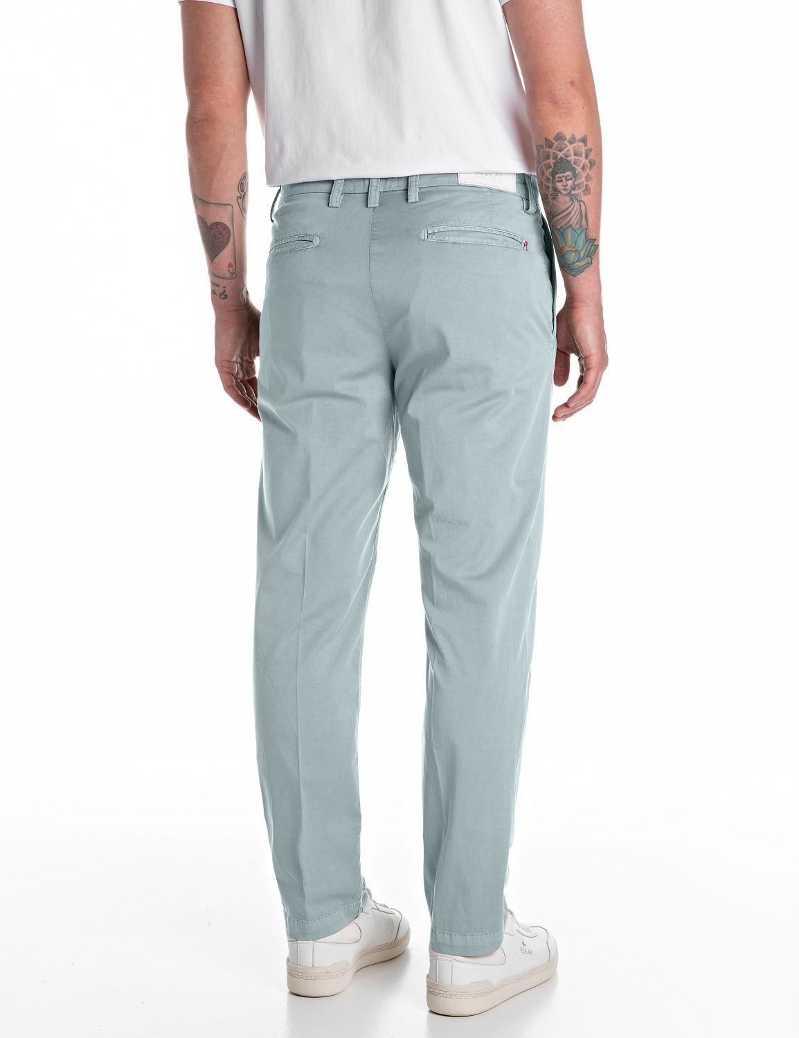 Chinos