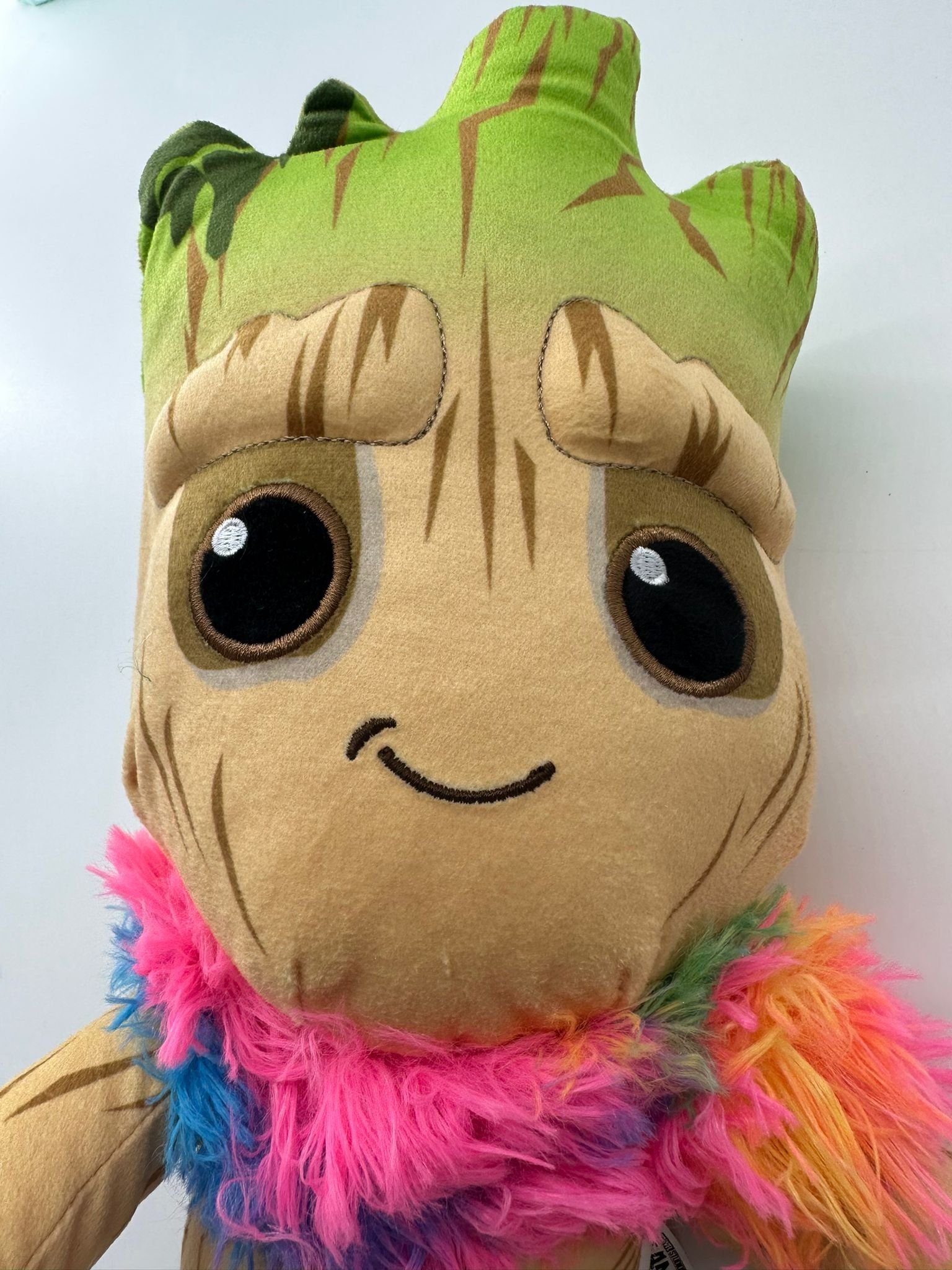 MARVEL Kuscheltier Groot Kuscheltier I Am Groot ich Bin Groot Plüschtier 35cm mit Schal (Set, 1-St., Geschenk-Set), Weiches Plüschtier Geschenke für Kinder Mädchen und Jungen Weihnachten