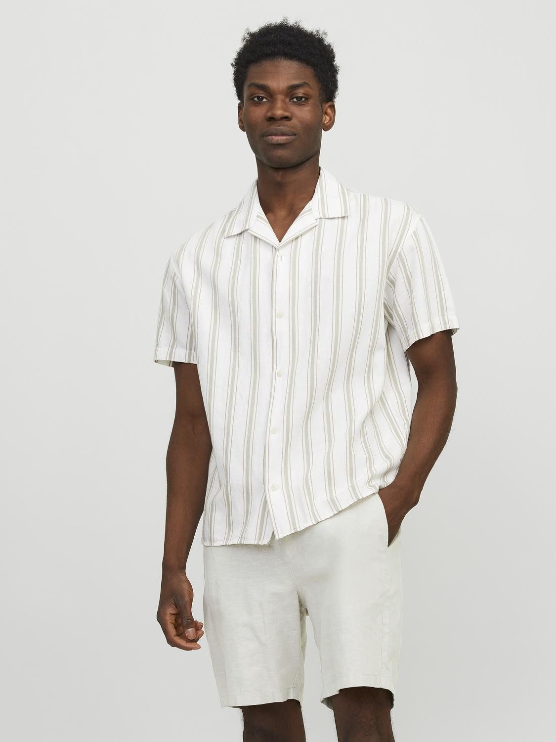 Jack & Jones Kurzarmhemd JPRCCMONTANA RESORT günstig online kaufen