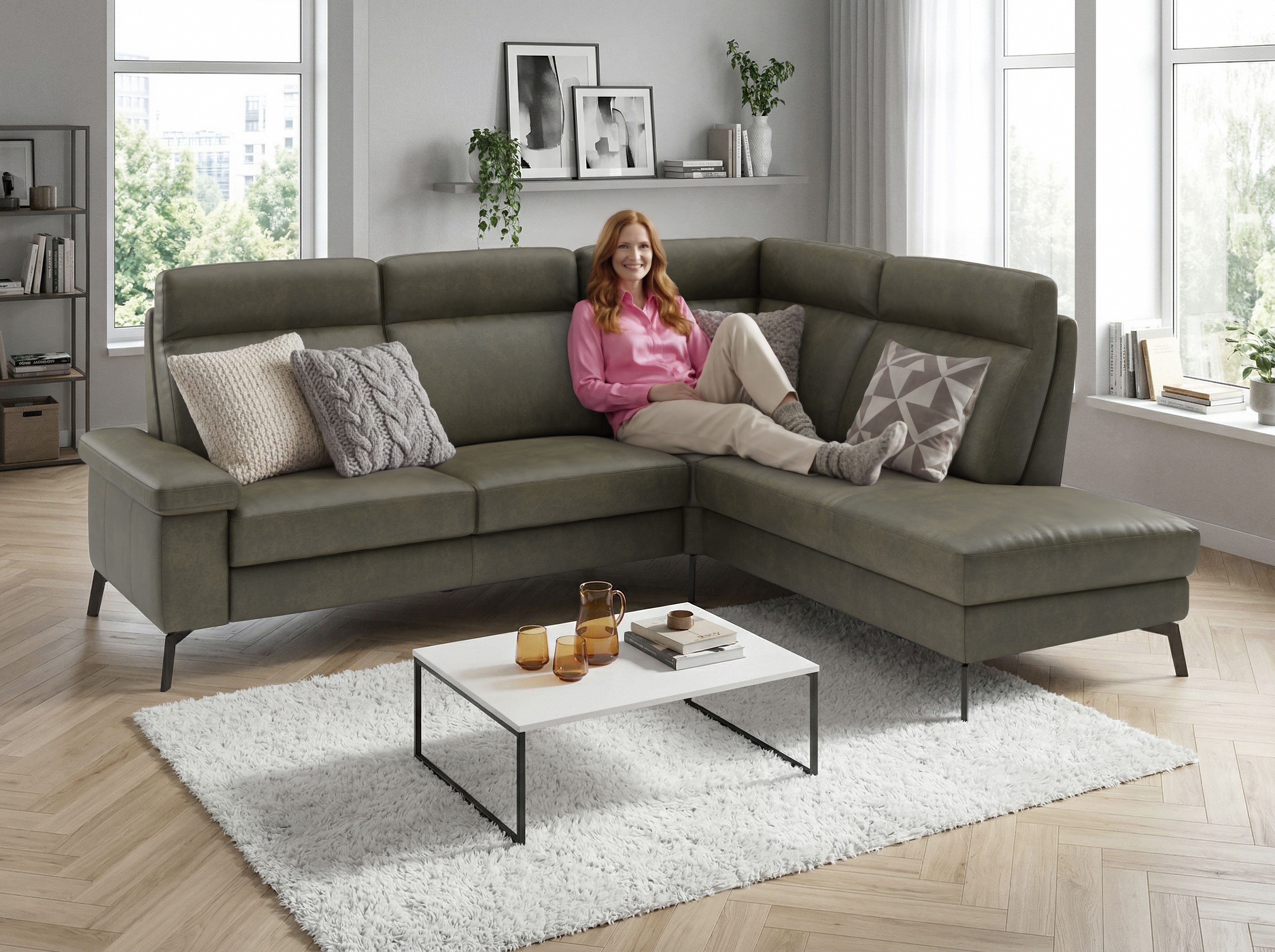 Home affaire Ecksofa Nalani, optionaler Sitzauszug, Breite: 252 cm, Komfortabler Federkernsitz, großzügige Ecke, klappbare Armlehne