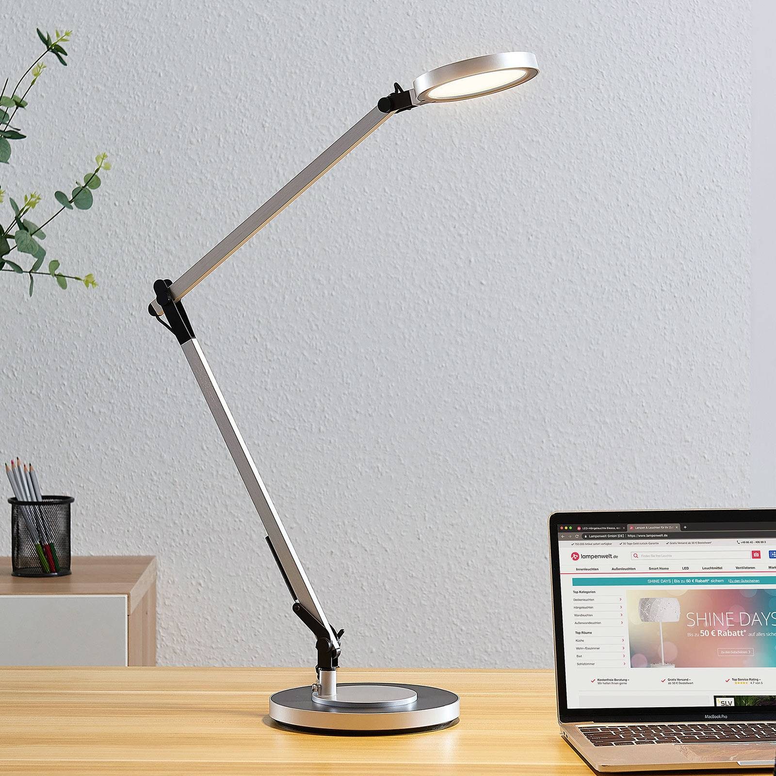 Lindby Schreibtischlampe Rilana, LED, Metall, Alu warmweiß IP20, 1 x 10 W LED, warmweiß