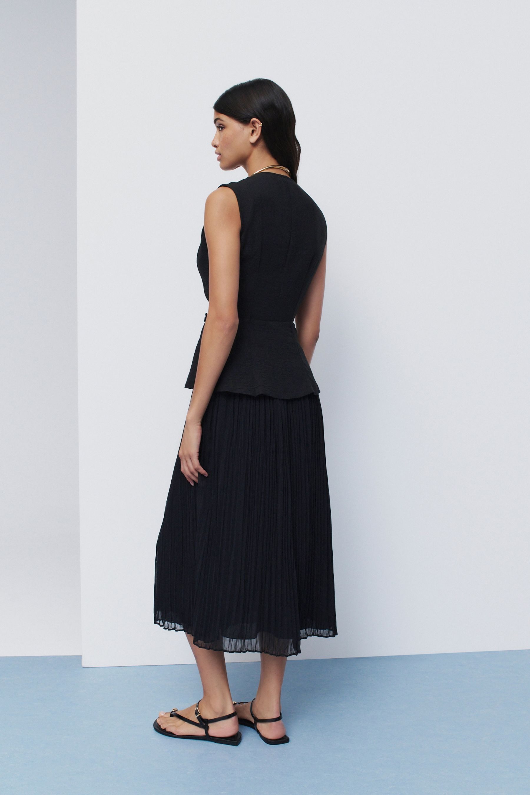 Next Midikleid Ärmelloses Midikleid mit Faltenrock günstig online kaufen