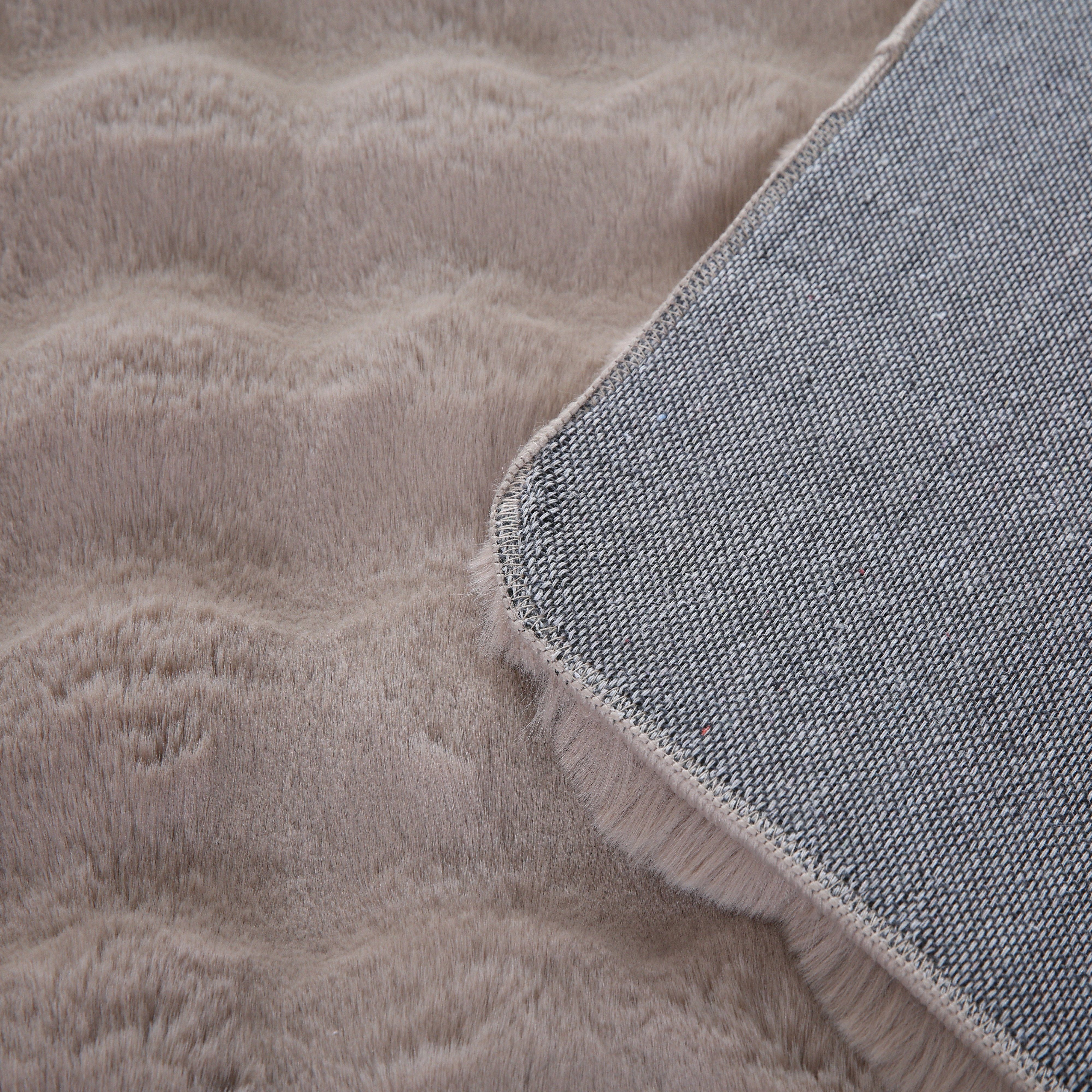 Ayyildiz Teppiche Hochflor-Teppich AMBIANCE 5110, auch als Läufer, rechteckig, Höhe: 25 mm, Fell Haptik / Besonders weich / Dicker Flor / Pflegeleicht – Bild 4 von 5