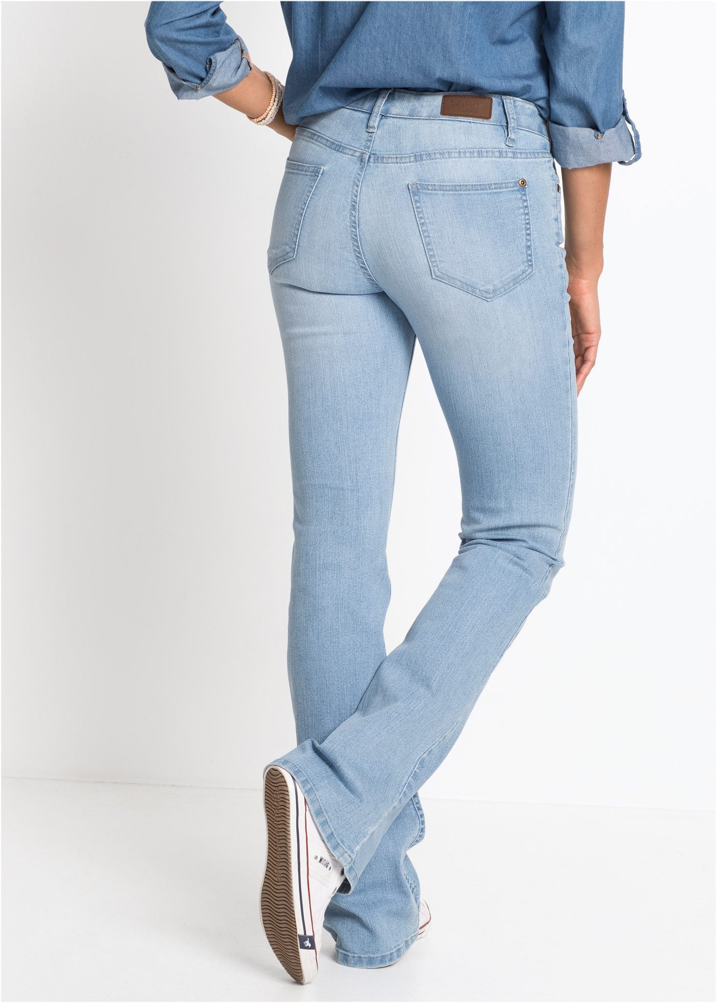 bonprix Bootcut-Jeans Slim Fit Passform, aus Baumwollmischung mit Stretch-Anteil