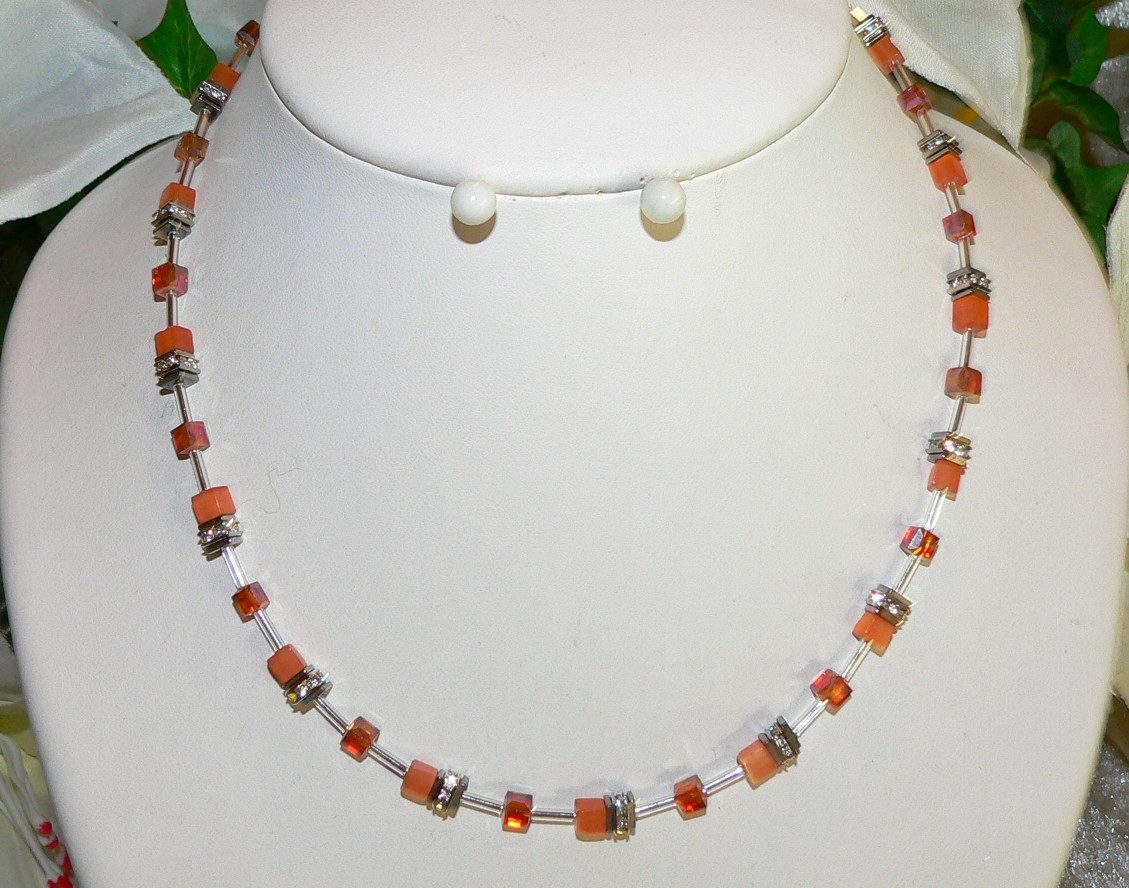 traumschmuck Collier 502 Collier Halskette Würfel Cat Eye Kristallglas Strass (Valentistag, Muttertag), handgefertigt, Made in Germany