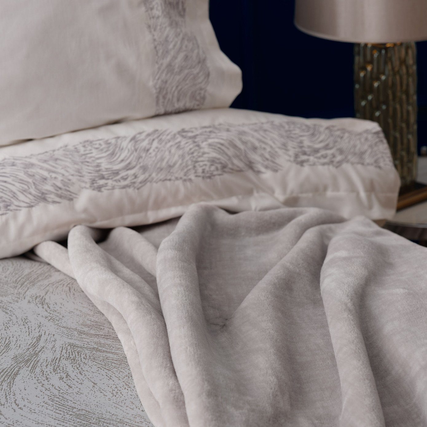 Karaca Home Bettwäsche Karaca Home Lyra Silver 8-tlg. Mitgift Set, Bestickter Bettbezug