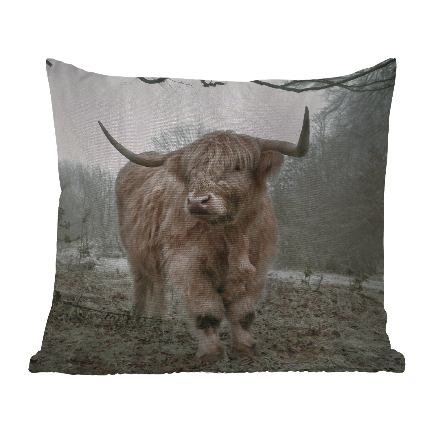 MuchoWow Dekokissen Schottischer Highlander - Wald - Nebel - Kuh - Tiere - Natur, Kissenbezüge, Kissenhülle, Dekokissen, Dekokissenbezug, Outdoor