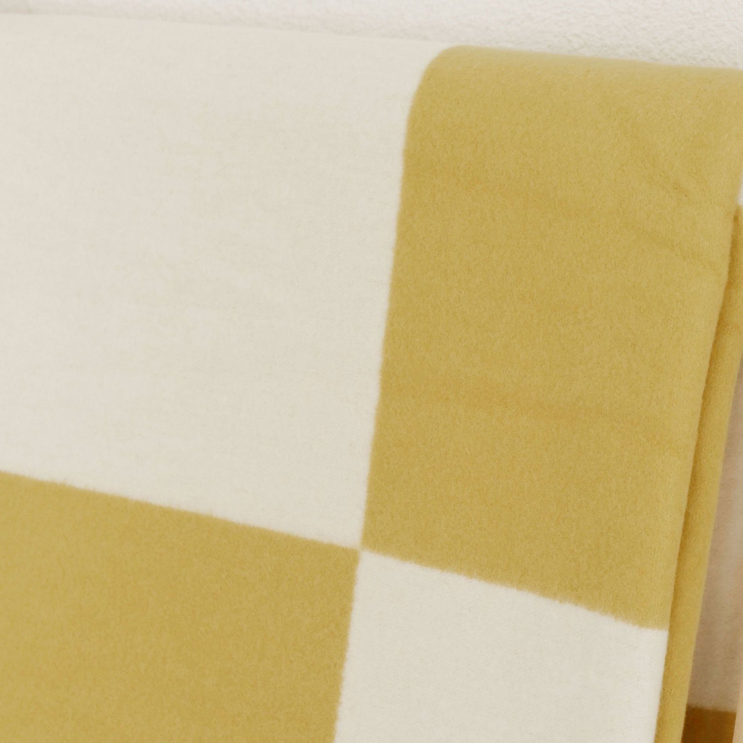Kuscheldecke weicher Plaid weiche Decke, 150x200cm gelb Made Germany, OEKOTEX 100% Bio-Baumwolle, CLARA Germany, in aus Wohndecke nachhaltig, RIEMA kuscheliges