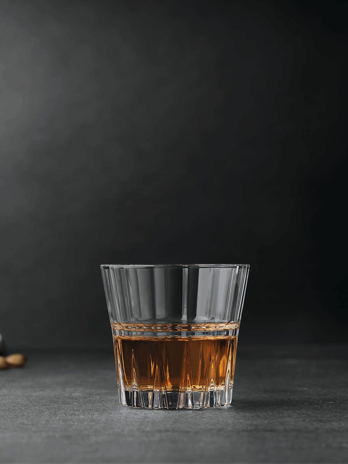 Pasabahce Whiskyglas 4er-Set für Genießer, 210 ml zum Trinken von Bourbon, Scotch Whisky