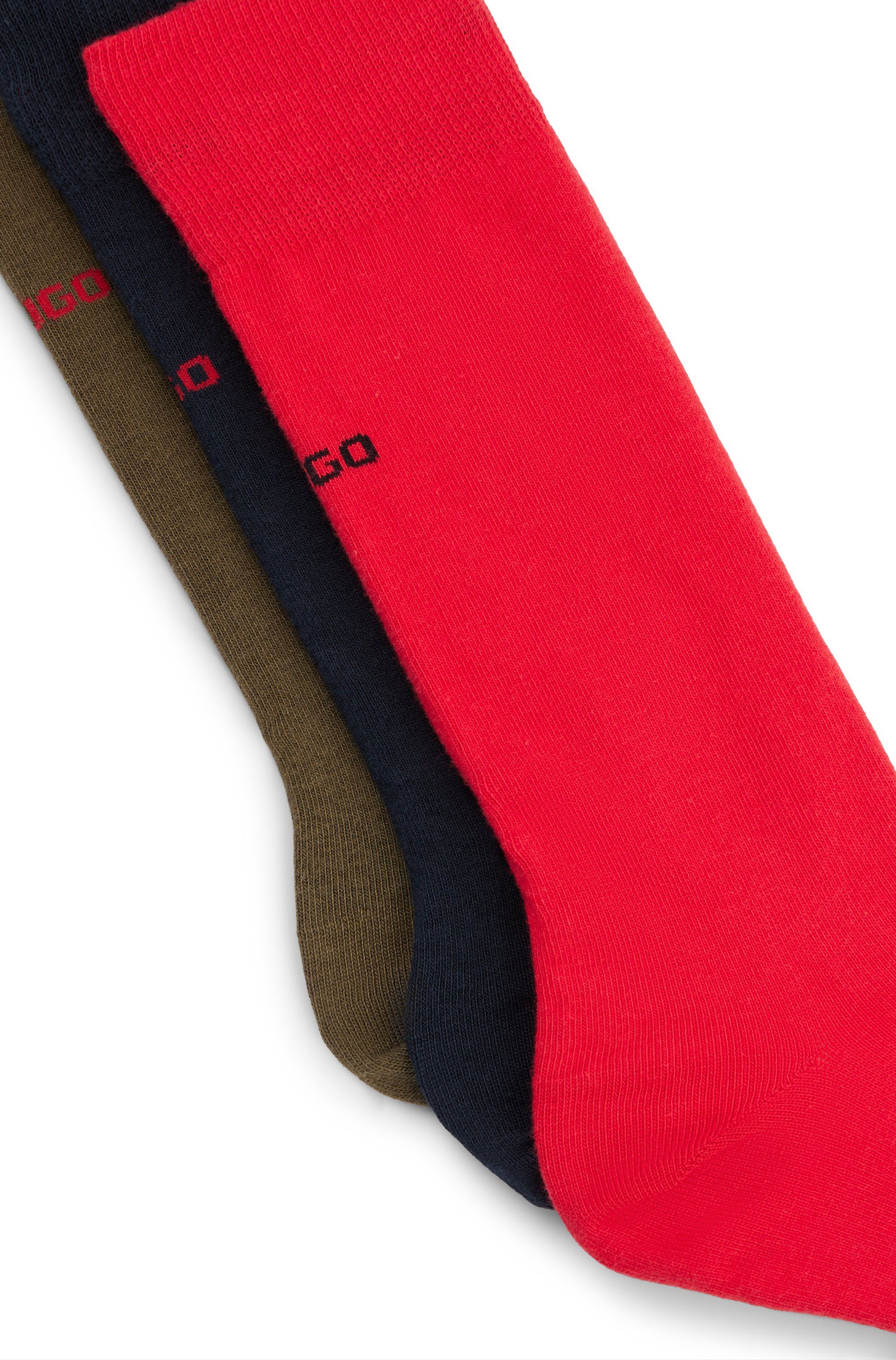 HUGO Businesssocken 3P RS UNI CC (Packung, 3-Paar, 3er Pack) mit kontrastfarbenen HUGO Logo-Schriftzug