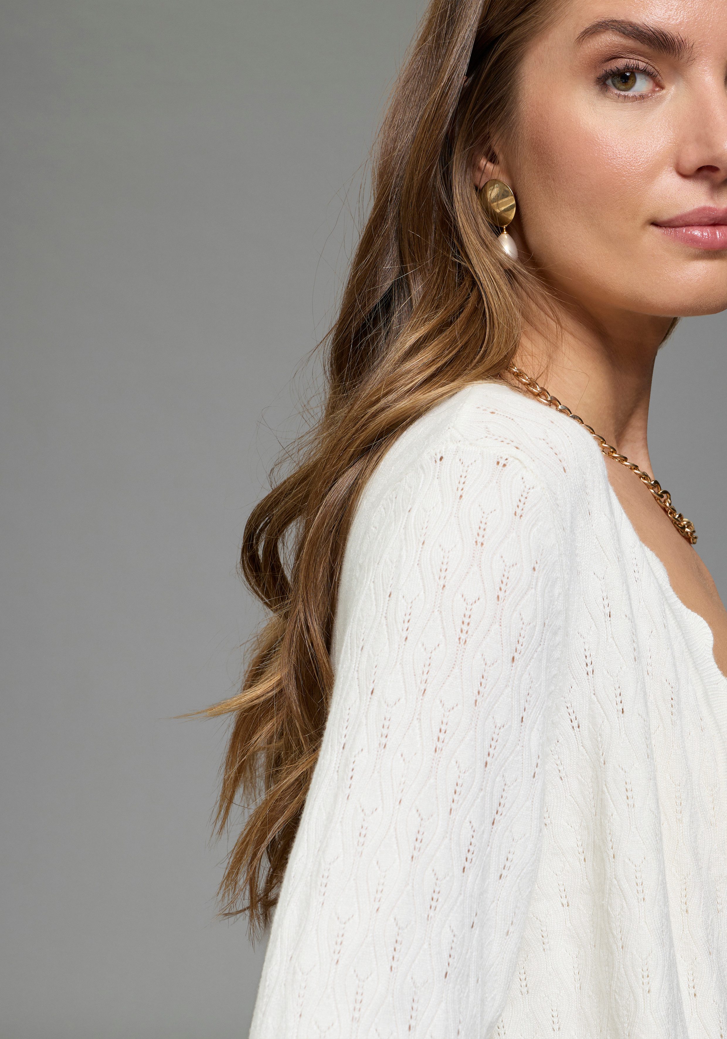 Laura Scott Strickjacke leichter Ajourstrick mit femininer Wellenkante