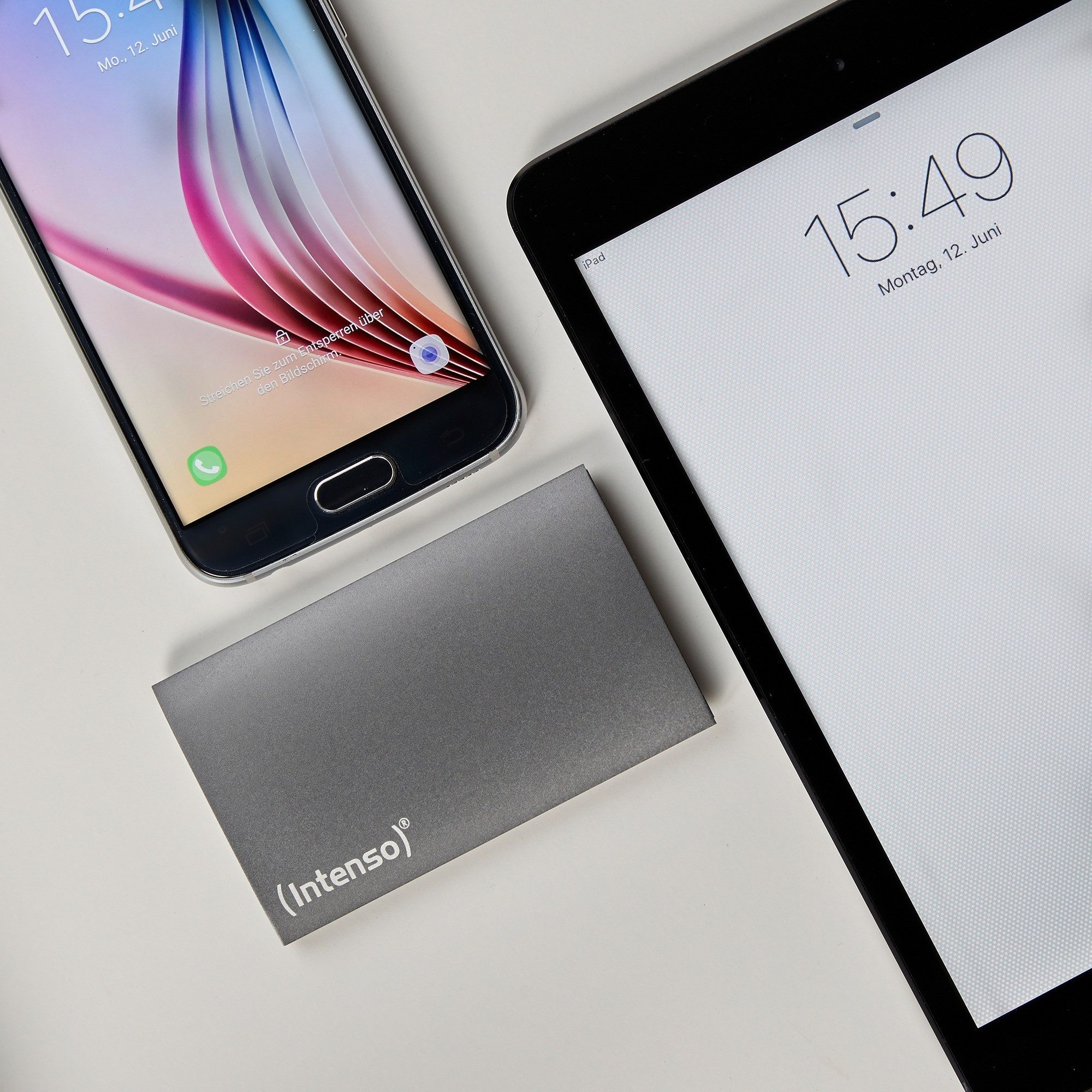 Intenso Portable Premium Edition SSD 128GB Extern USB 3.2 externe SSD (128 GB) 320 MB/S Lesegeschwindigkeit, 70 MB/S Schreibgeschwindigkeit, Aluminiumgehäuse, USB 3.2 Gen 1, Shock Resistant