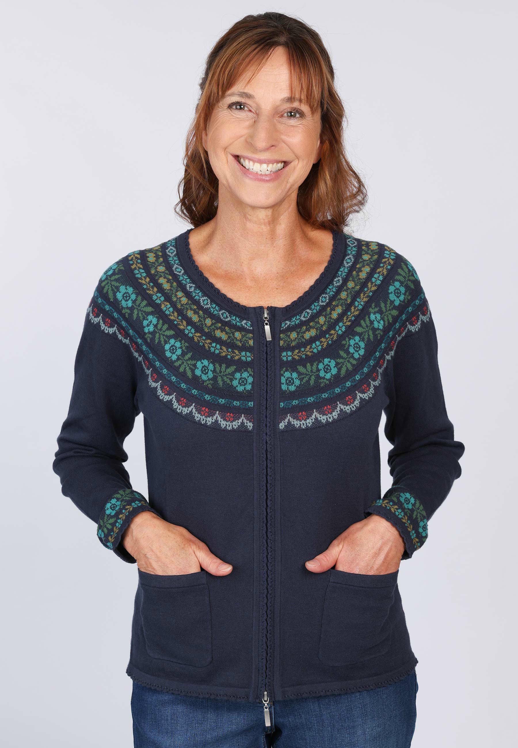 Sorgenfri Sylt Strickjacke Medi Flower Ajour-Strickdetails