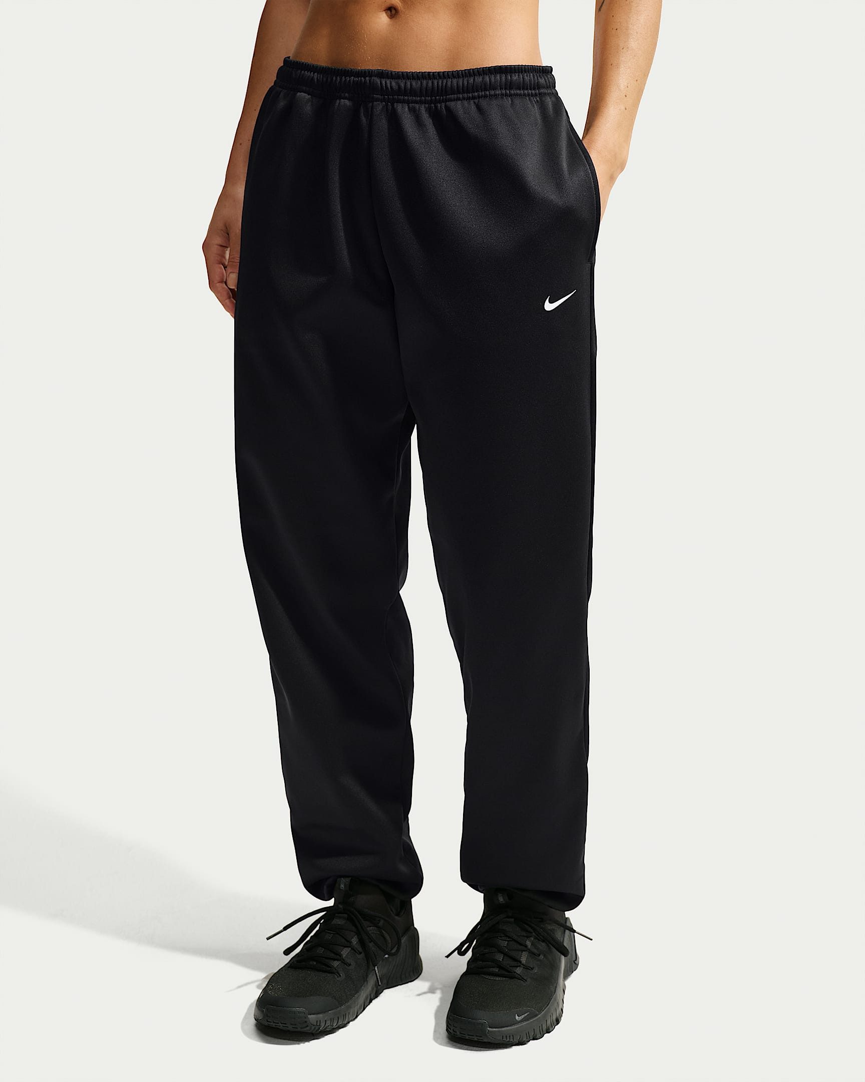 Nike Jogginghose W NK TF STDO FLC SPT MR CF PNT für Fitness und Streetwear, Jogginghose