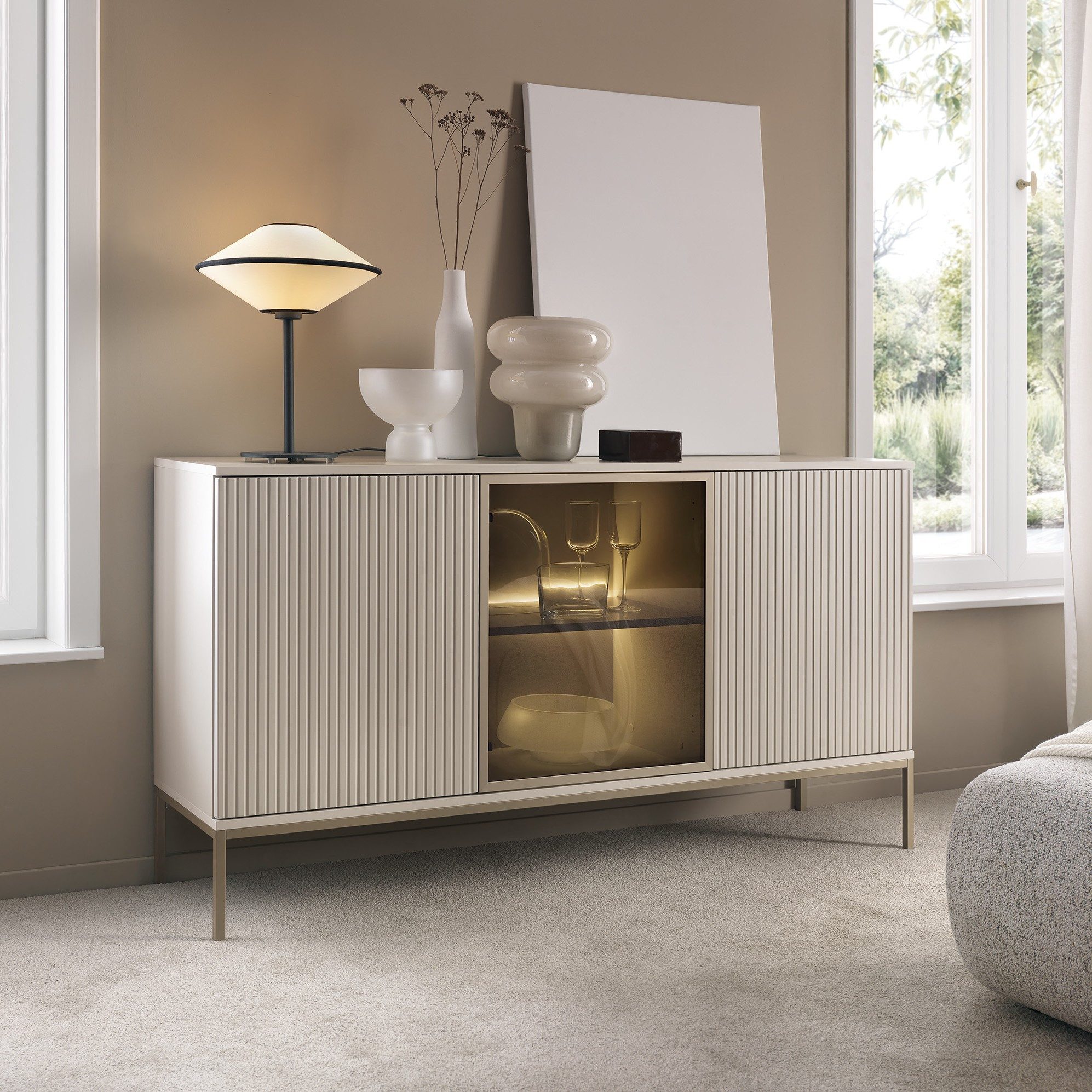Masseno Kommode SENTIERO 154 cm Sideboard mit 3 Türen Kaschmir – Bild 2 von 5