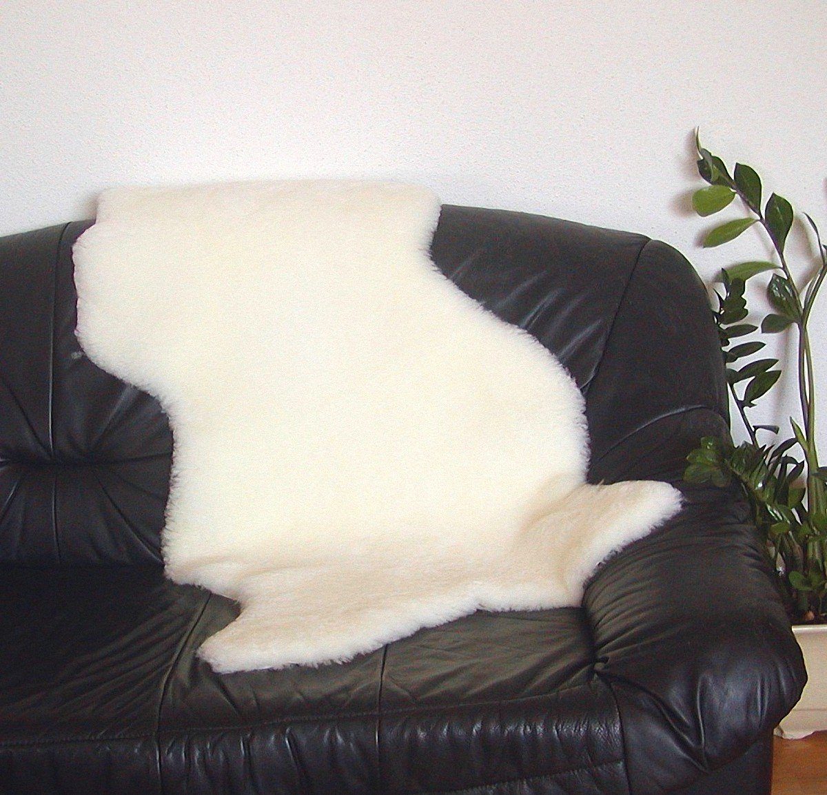 Fellteppich Merino Lammfelle weiß, Haarlänge ca. 30 mm, waschbar, ca. 100 cm lang, Ensuite