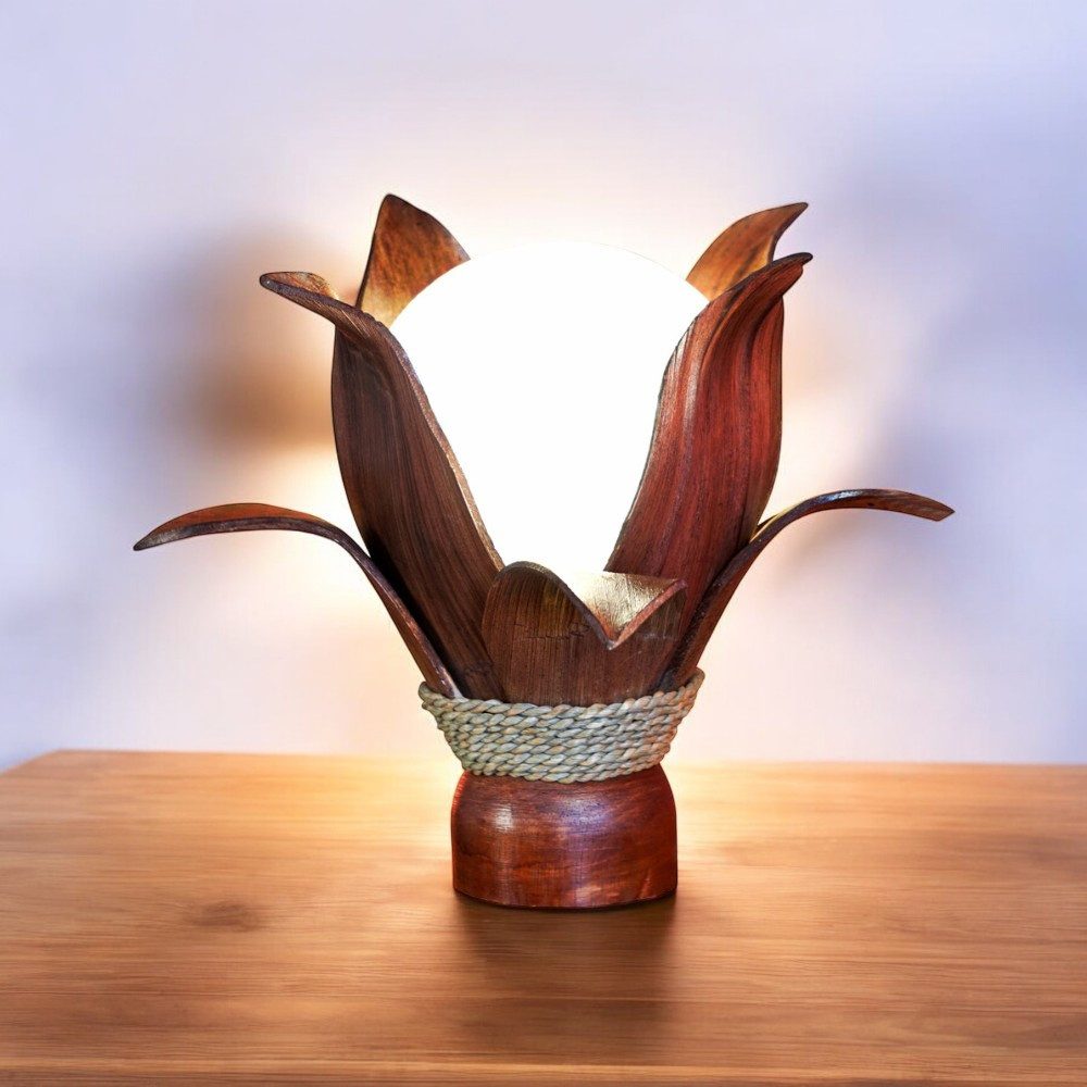 Kinaree Nachttischlampe Kokoslampe HAIKU, ohne Leuchtmittel, handgefertigt in Thailand, aus echtem Kokos