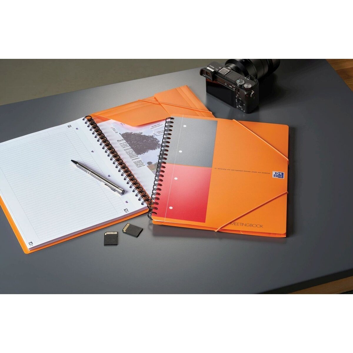 OXFORD Notizbuch Meetingbook International Optik Paper 80 g/qm A4+ 6mm liniert 80