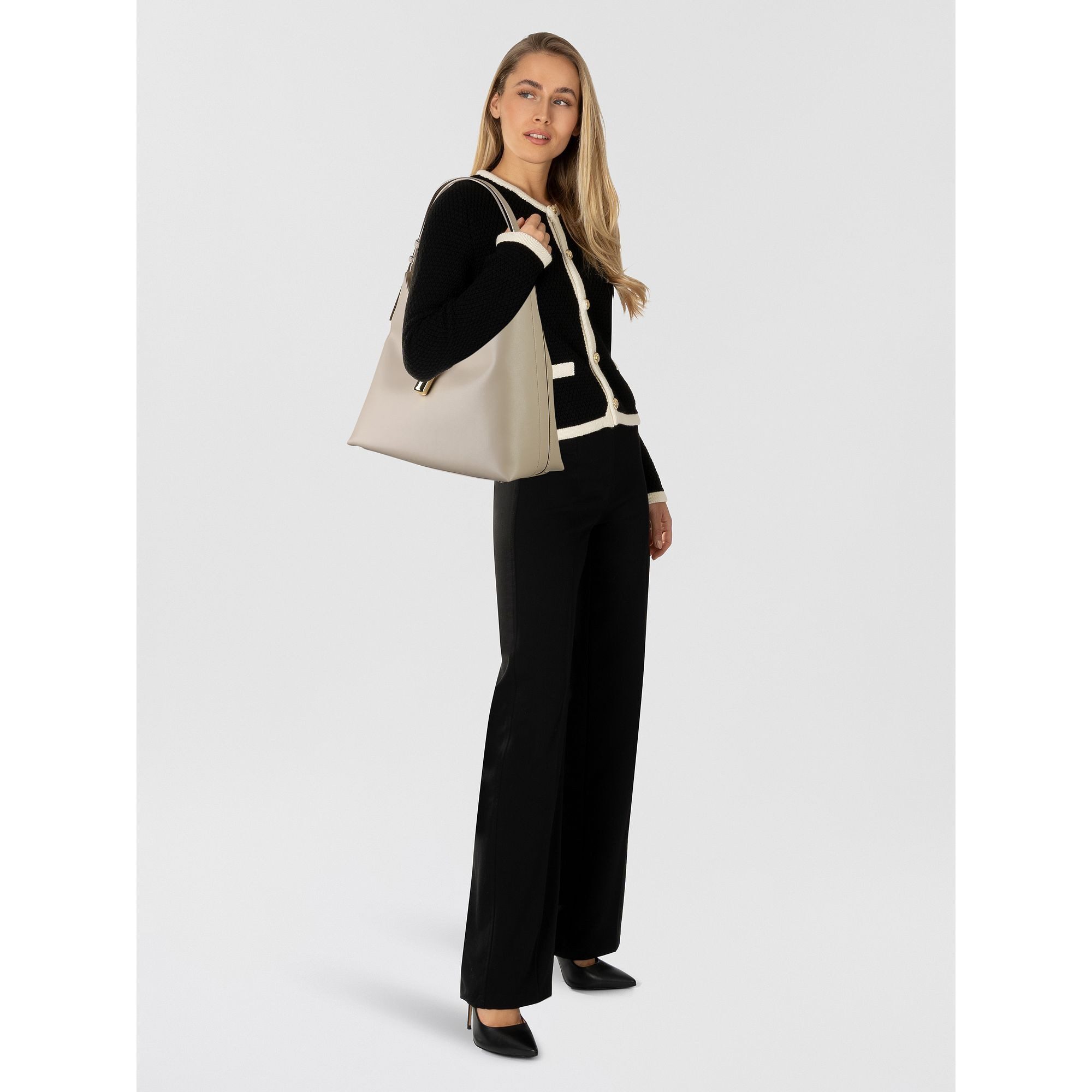 Furla Schultertasche Goccia, Leder