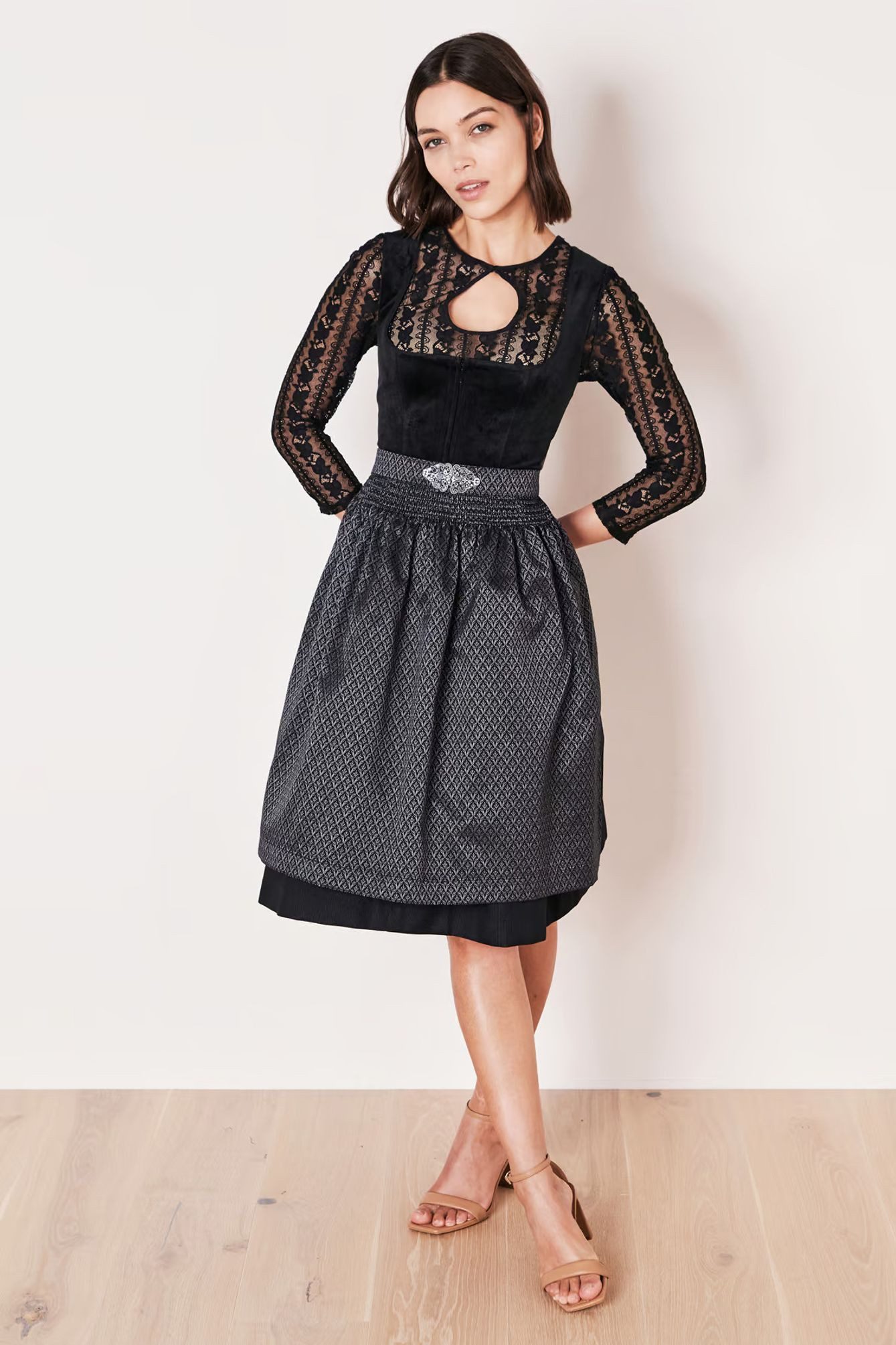 Krüger Madl Дирндль 415468-060