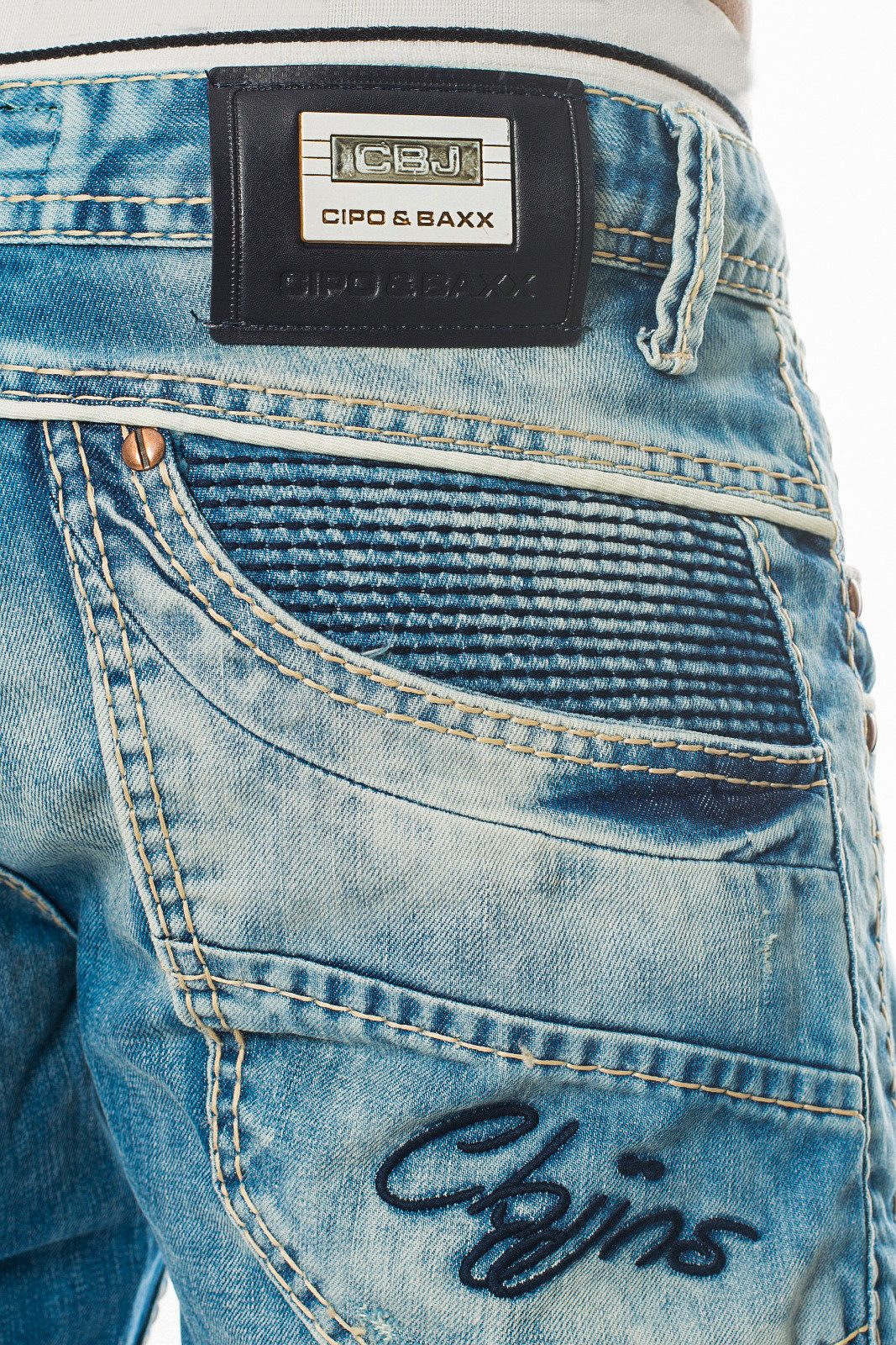Cipo & Baxx Regular-fit-Jeans Herren Jeans Hose mit stylischen Applikationen Aufwendiges Design mit dicken Nähten – Bild 5 von 5