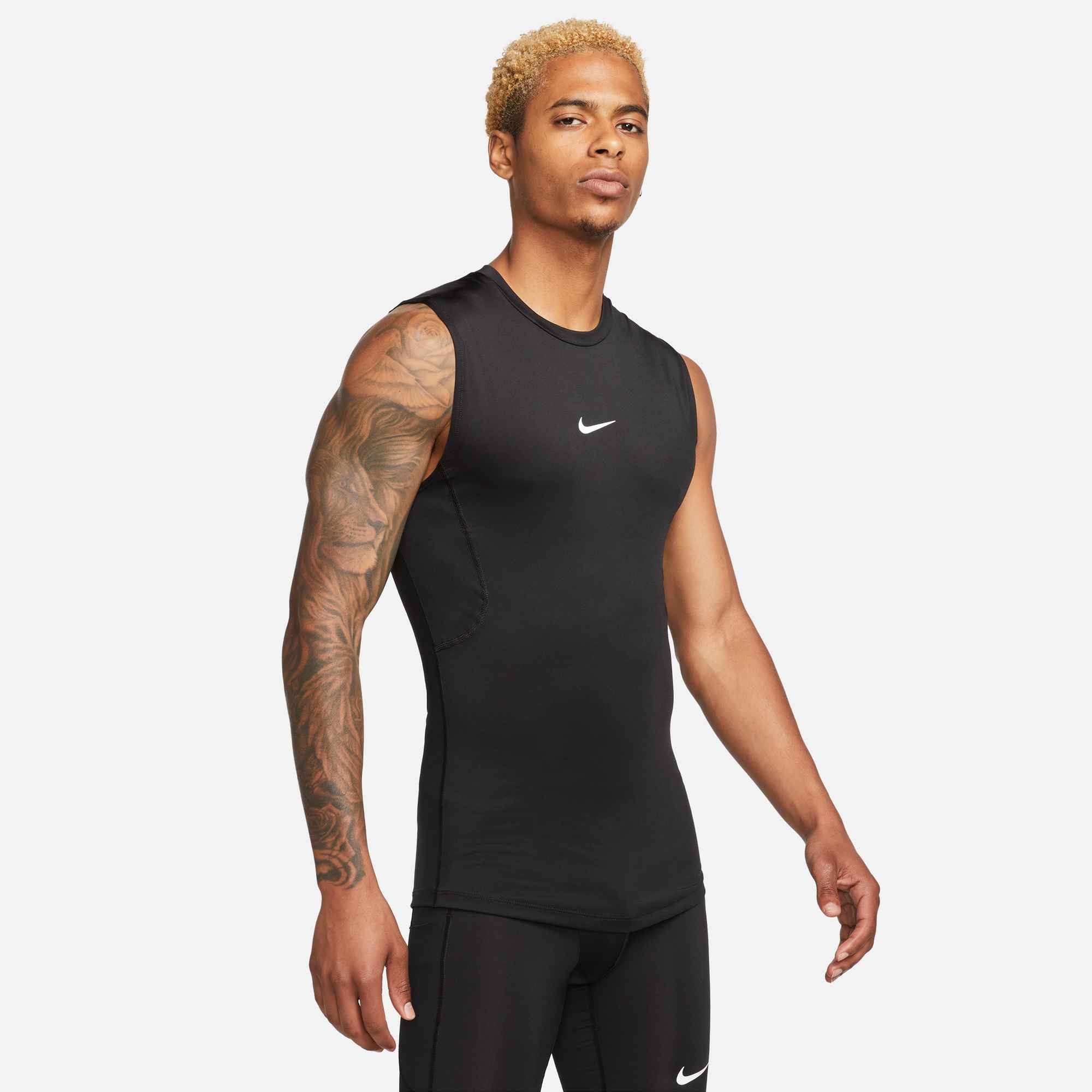 Nike Tanktop M NP DF TOP SL TIGHT schmal geschnitten, ärmelloses Design, mit rundem Saum