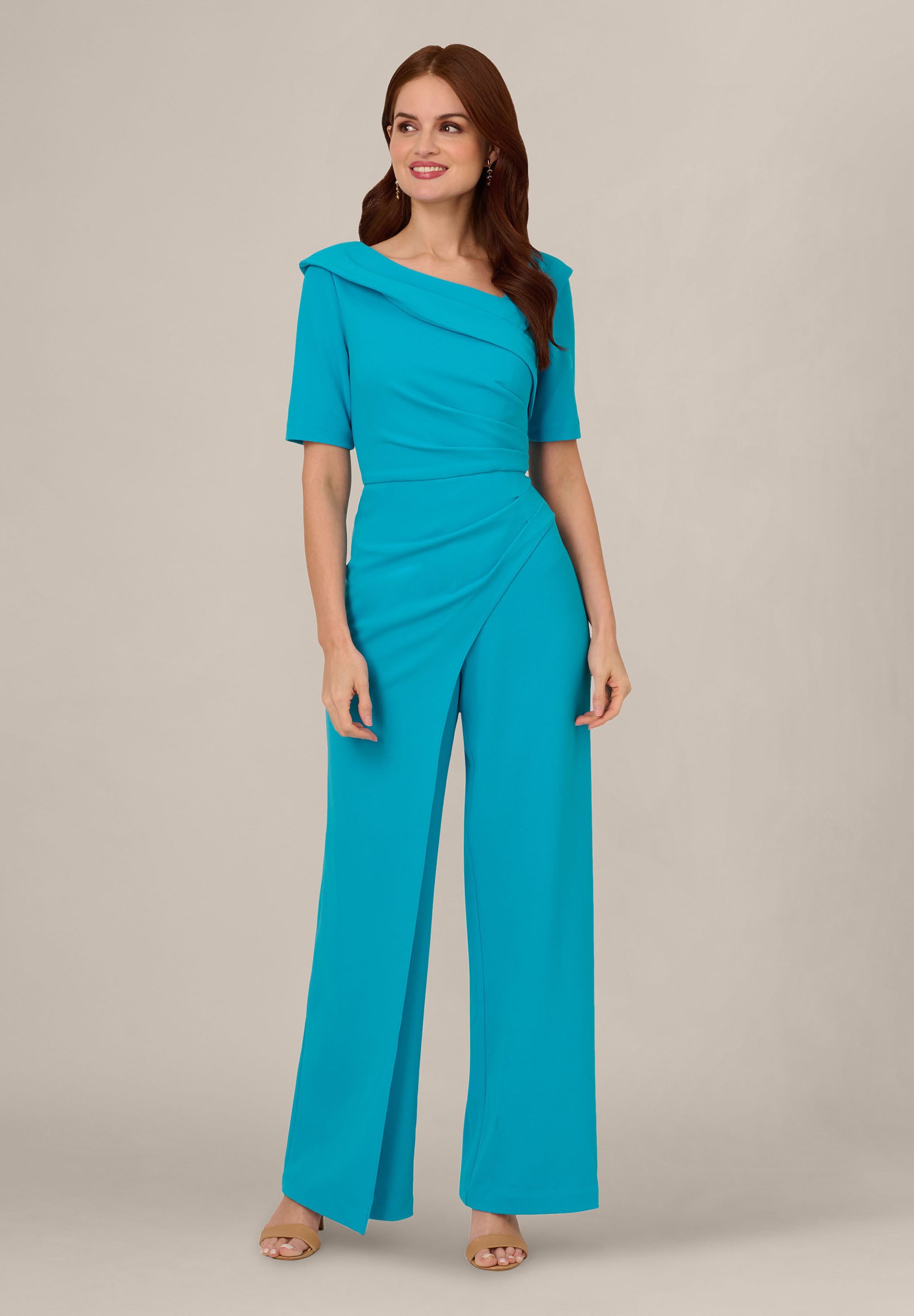 Adrianna Papell Jumpsuit Knit Crepe Jumpsuit Asymmetrischer, moderner Wide-Leg-Jumpsuit