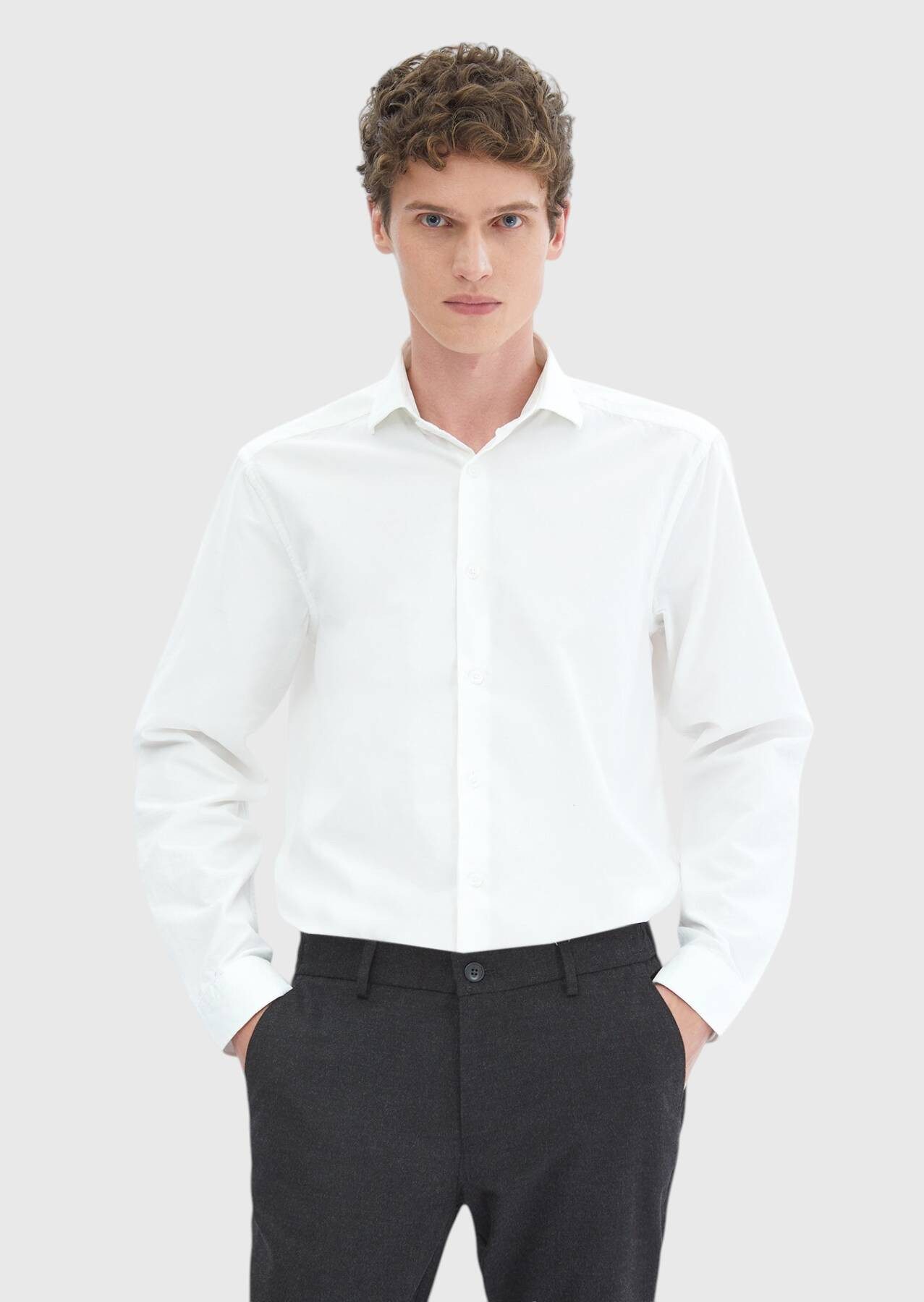 RAMSEY Langarmhemd Schlichtes, lässig geschnittenes, gewebtes Hemd aus 100 % Baumwolle