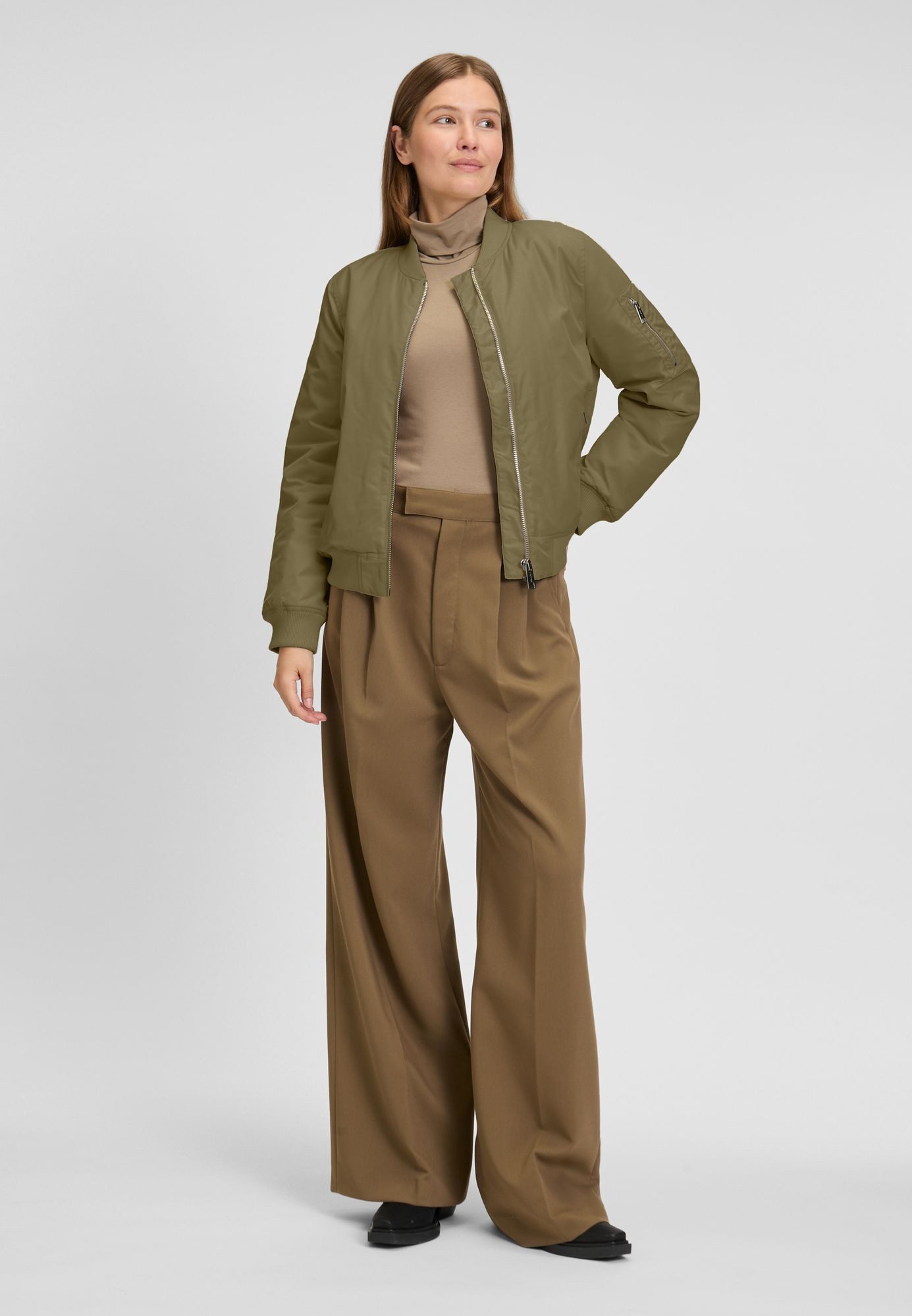 COVERED Bomberjacke Bonnie2 L60396CO Ärmeltasche, Bottlesteppung innen, bed günstig online kaufen