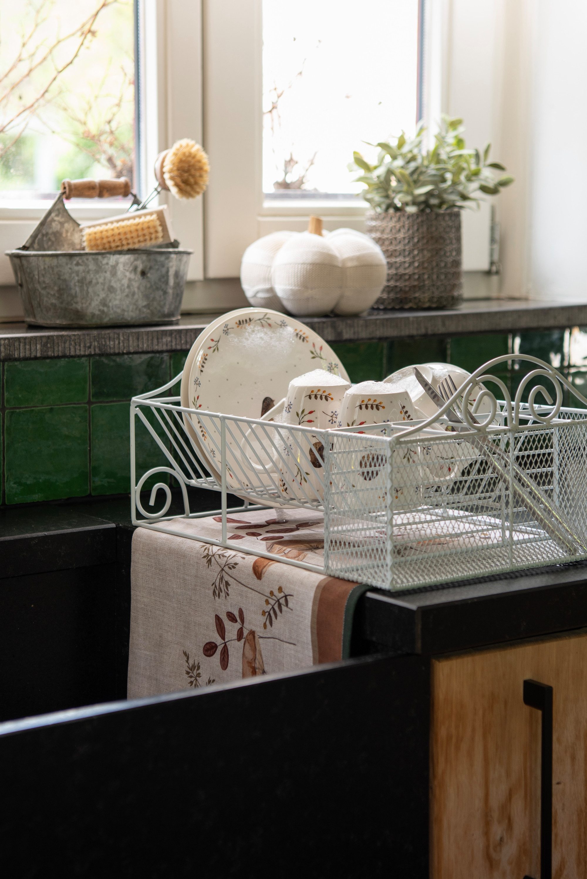 Clayre & Eef Kochschürze Little Fall Jewels, (Set, 1-tlg., 1-teilig), Küchenschürze Nackenband aufgesetzte Tasche ca.70x85cm Baumwolle