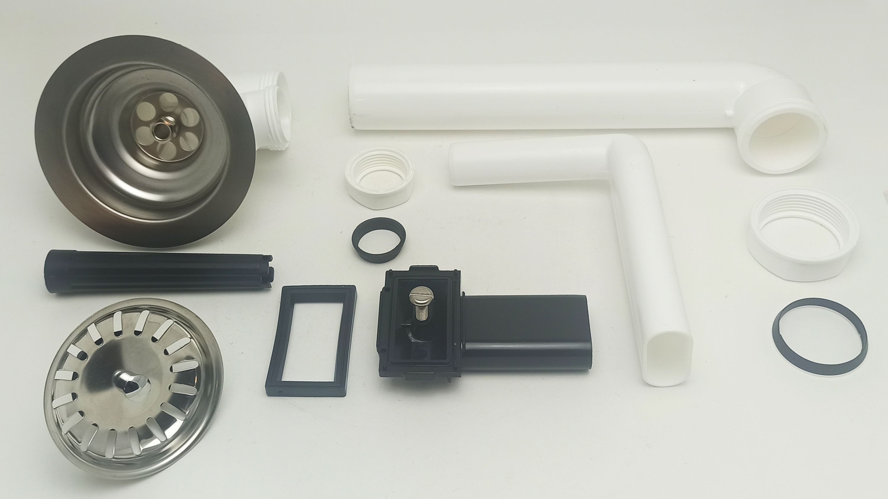 keenberk Anschlussgarnitur manuell 3,5 Zoll mit Überlauf und Siebkorbventil, passend für 1 Becken