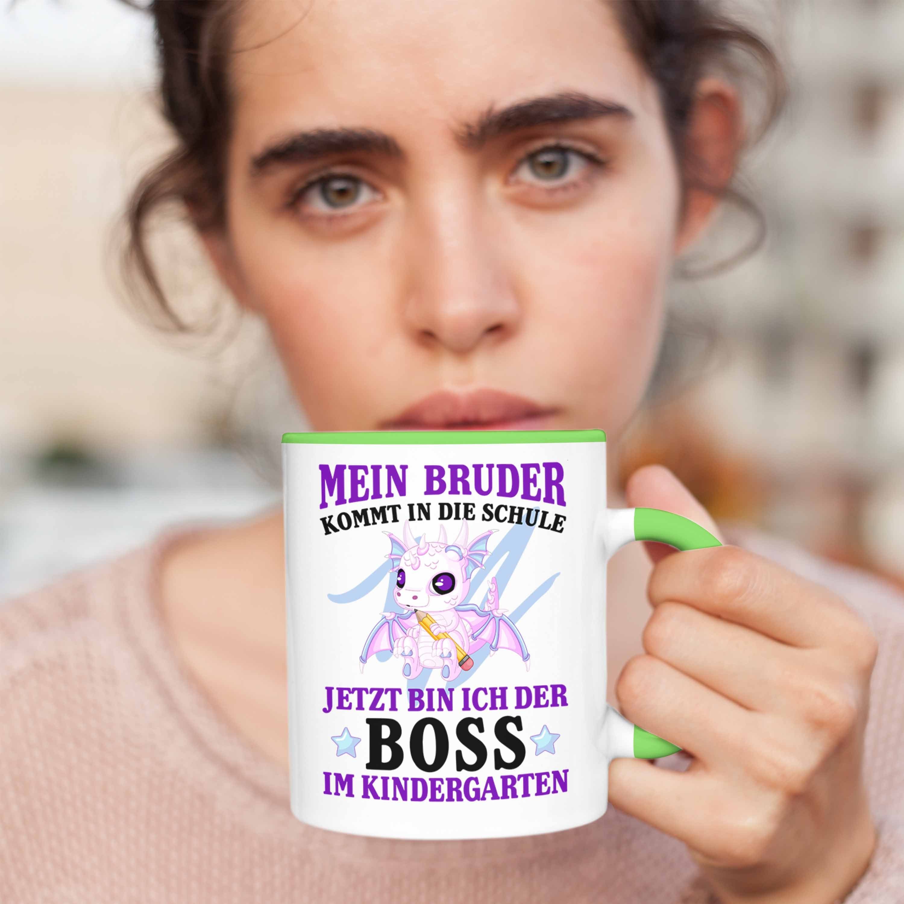 Trendation Tasse Trendation - Einschulung für Schultag Schuleinführung Tasse 1. Geschenk Geschenkidee Schultüte Füllung Schulkind Schulstart Jungs Bruder Schulanfang Grün