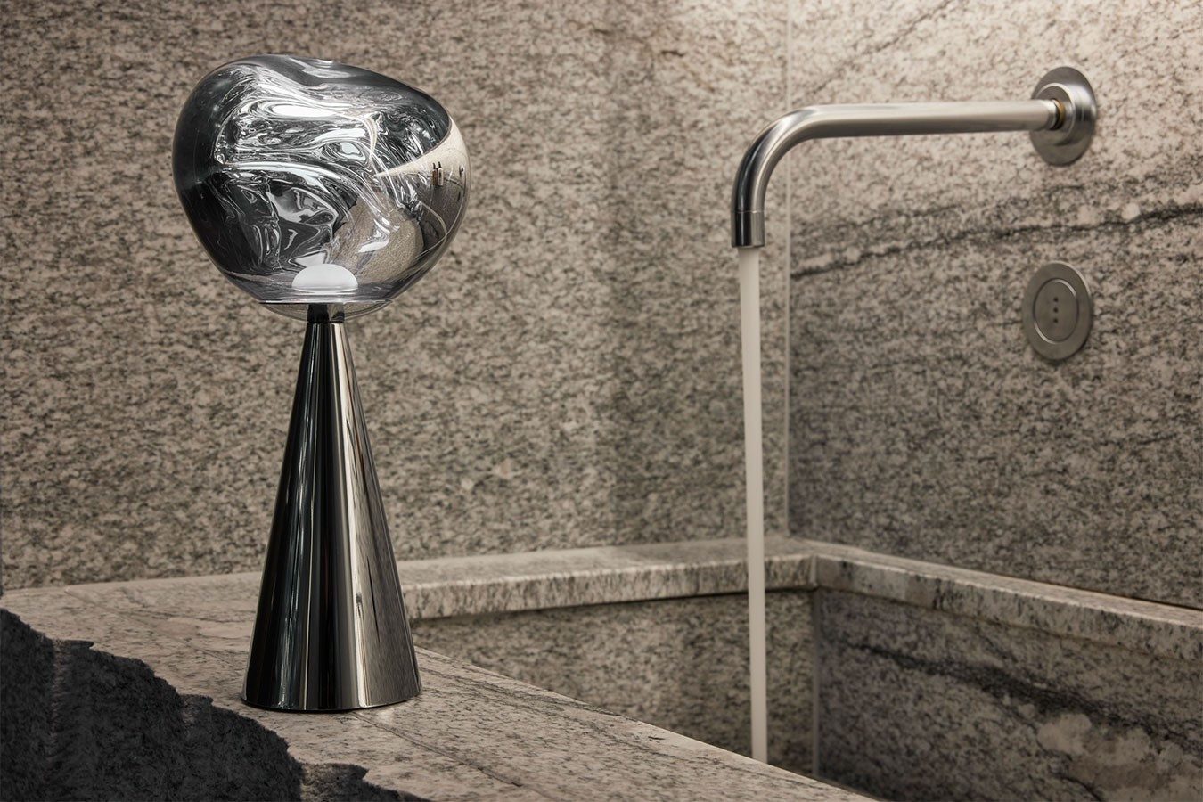 Tom Dixon Lampenschirm Tischlampe Melt schwarz