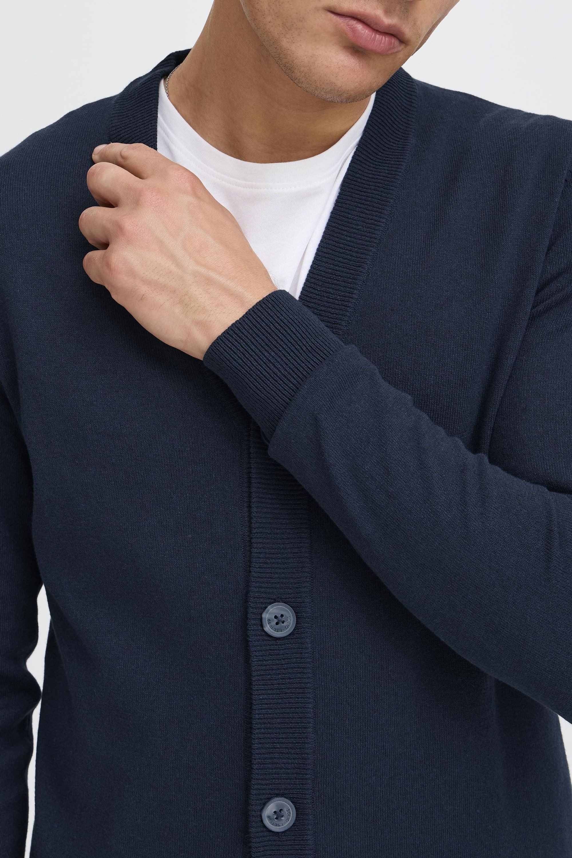 !Solid Strickjacke SDAkalma Komfortabler Cardigan