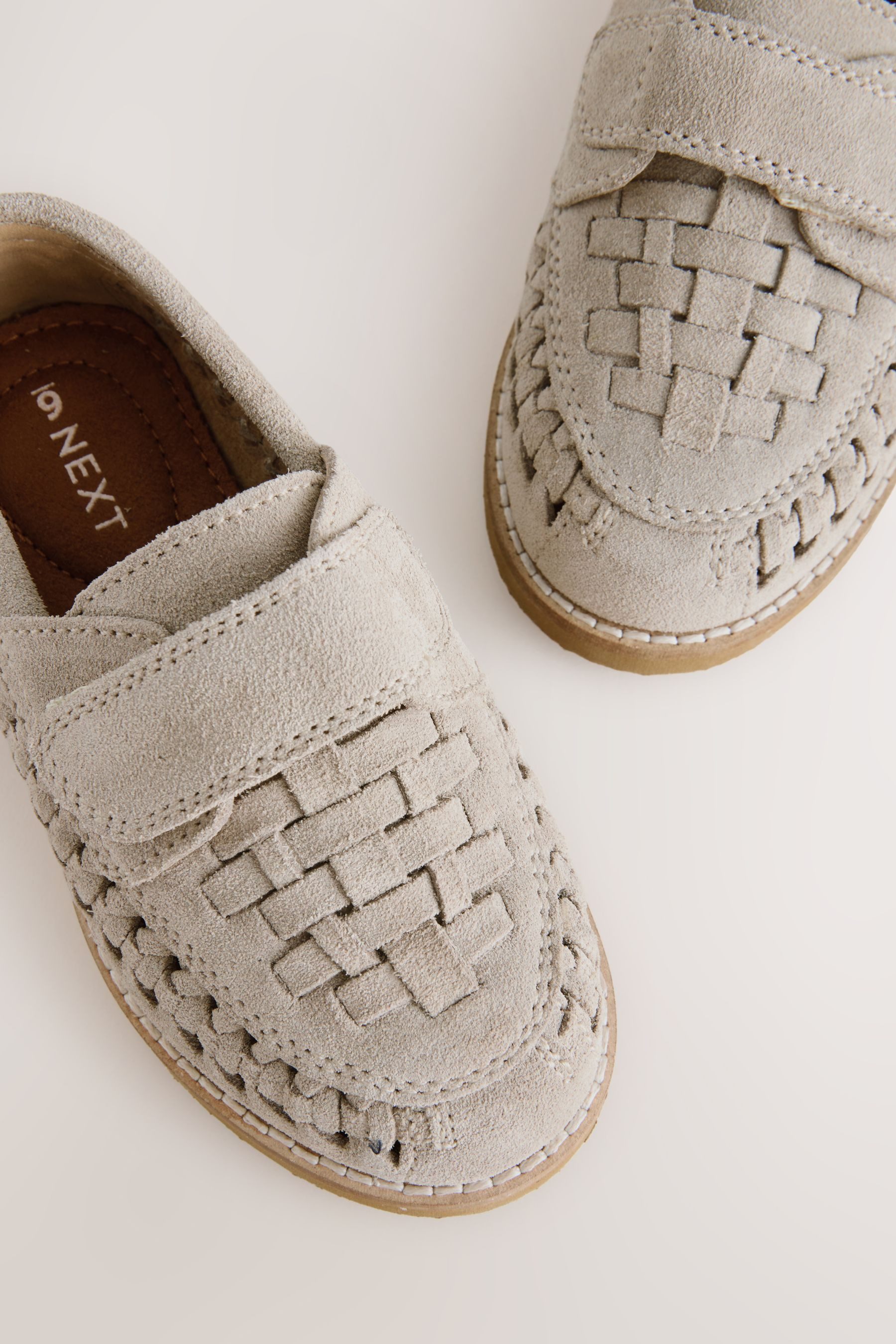 Next Loafer mit Klettverschluss aus Veloursleder Loafer (1-tlg)