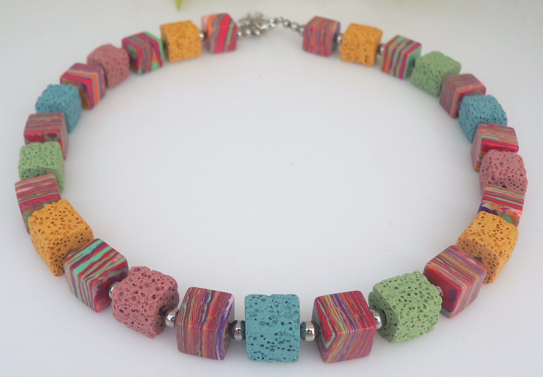 traumschmuck Statementkette 366n Statement Halskette Würfel Lava Blau Rot Grün türkis rosa grün, (incl. Schmuckbox), handgefertigt, Made in Germany