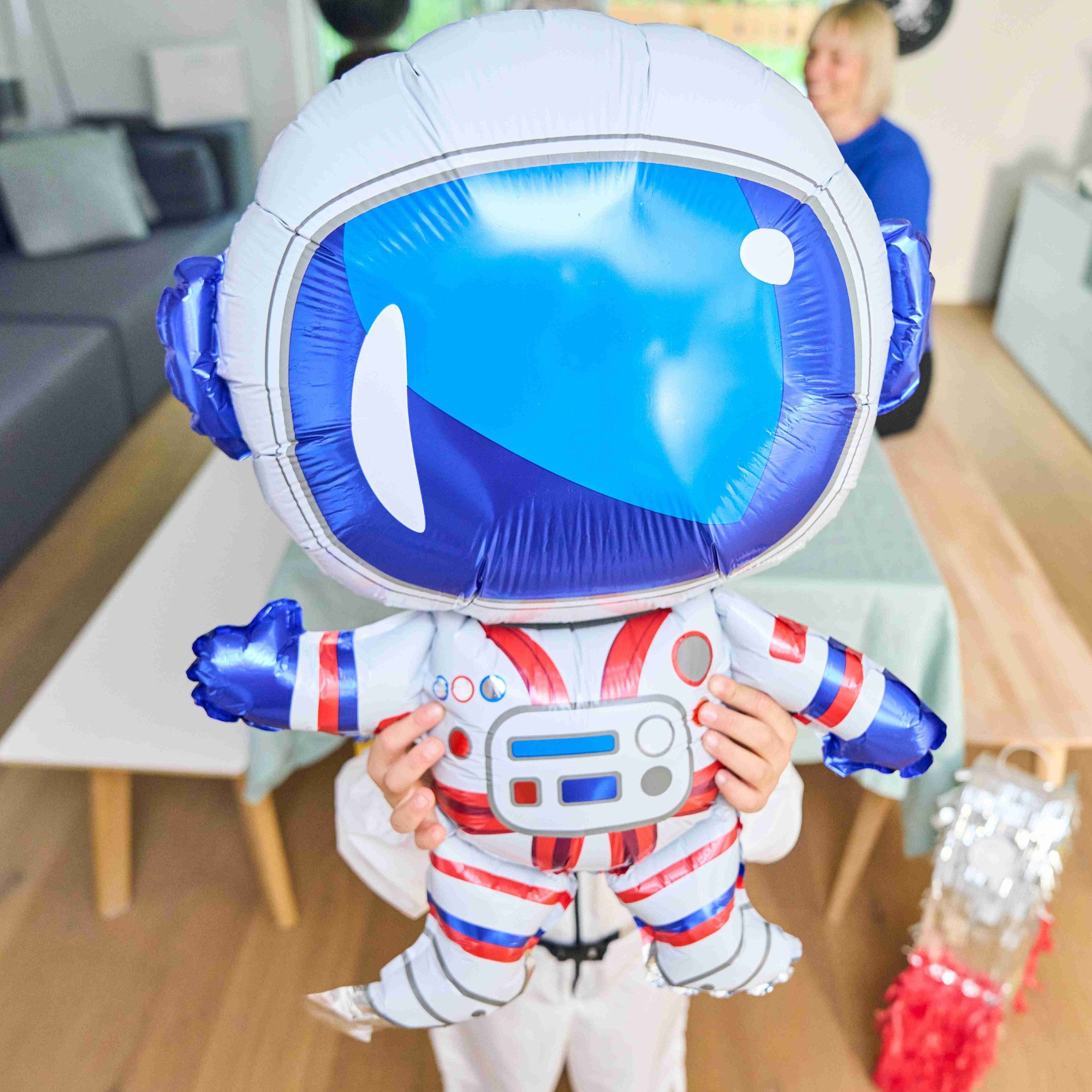 little Birthday Aufblasbares Partyzubehör kleiner Astronaut für eine Weltall Party, Astronaut