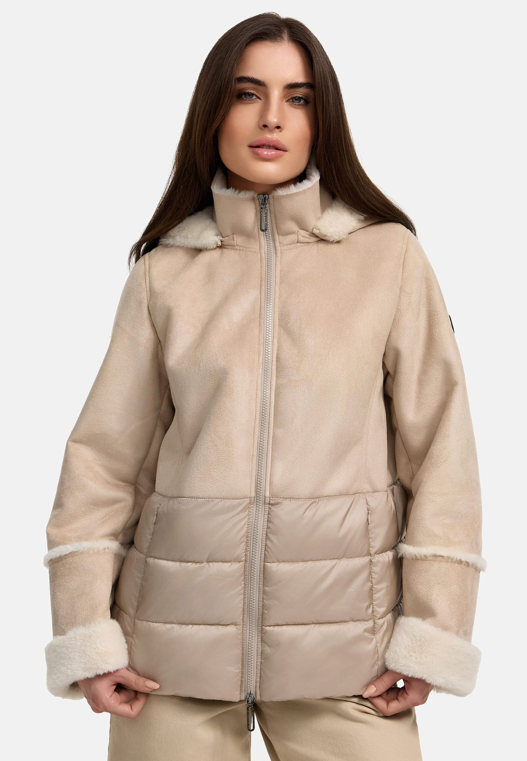 Manisa Kurzjacke mit Teddyfell-Kapuze