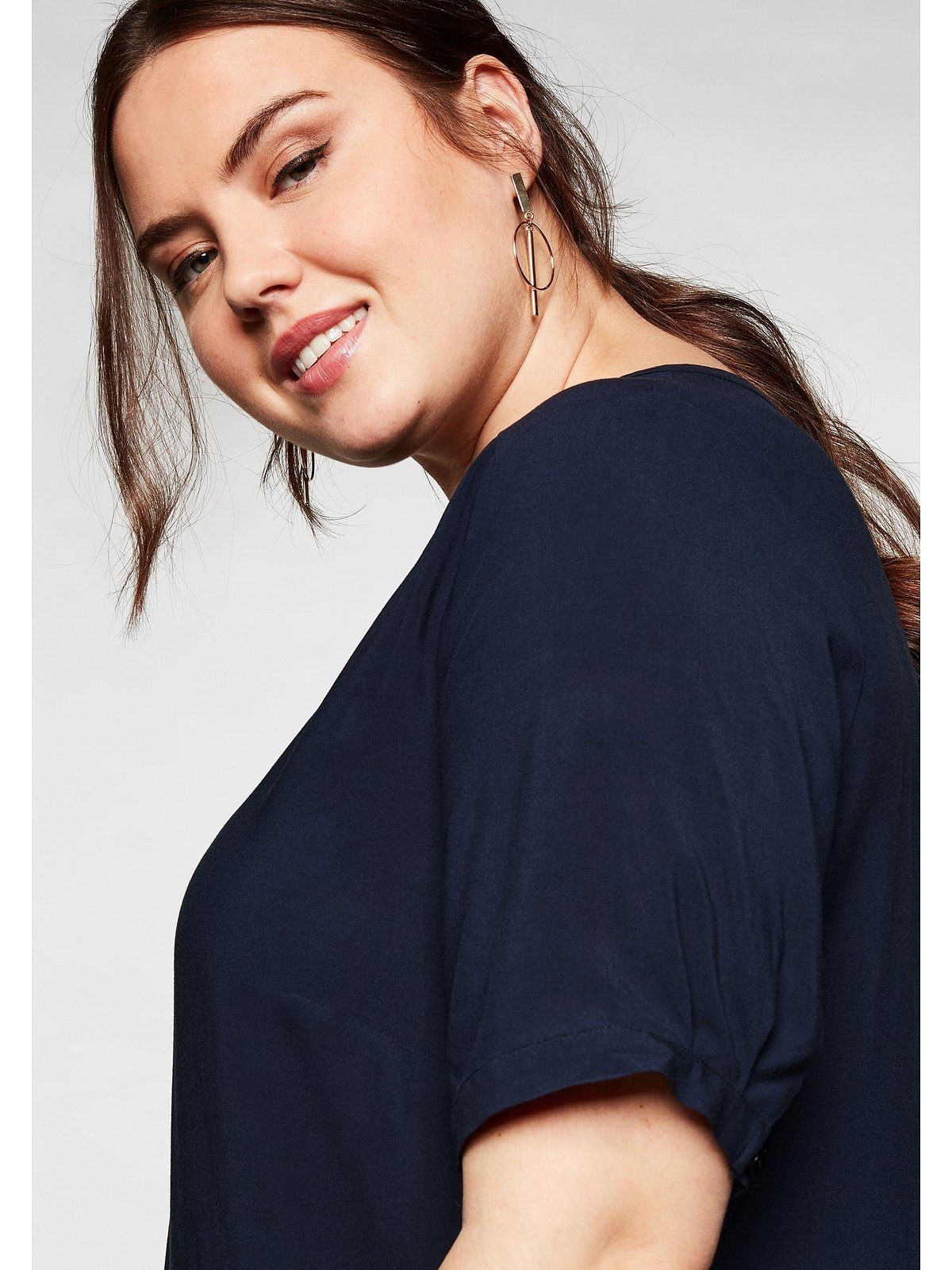 Sheego Sommerkleid Große Größen aus leichter Viskose, in A-Linie
