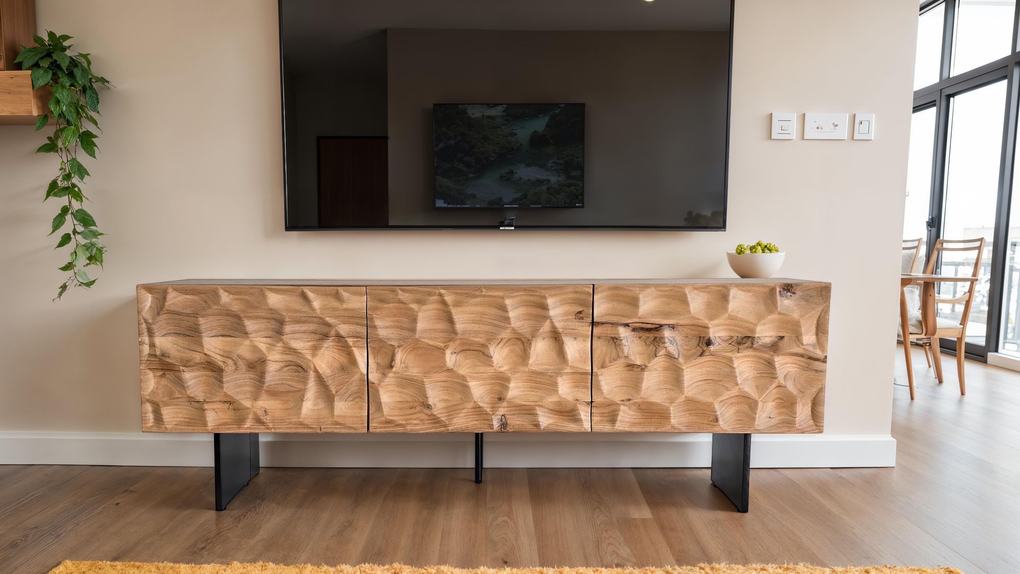Wohnling Lowboard WL7.024 TV Schrank 160 cm Holz Massiv Fernsehkommode Fernsehschrank (drei Türen 3D-Optik, 160 cm, Akazie Massivholz), TV-Schrank Modern Fernsehtisch, TV-Kommode Hoch