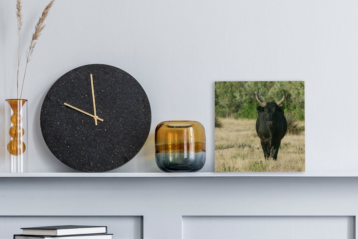 OneMillionCanvasses® Leinwandbild Ein schwarzer Bulle Wildbahn, Schlafzimmer Bilder für freier (1 Leinwand St), in Wohnzimmer
