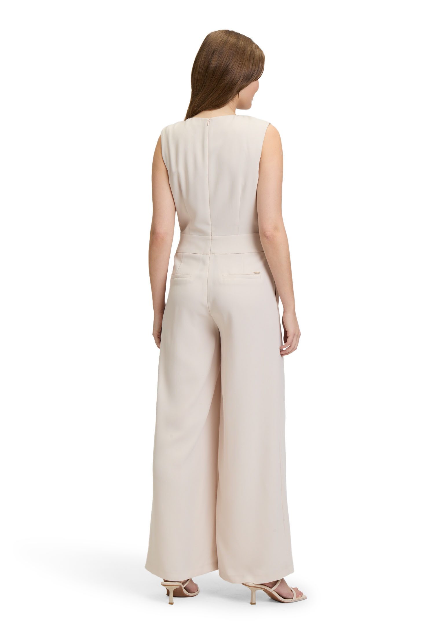 Betty&Co Overall Damen ohne Arm (1-tlg) Falten