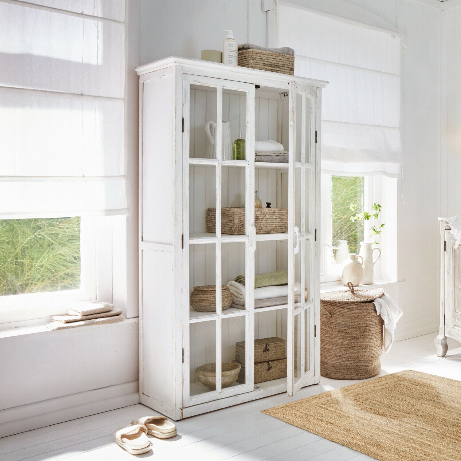 Mirabeau Vitrine Schrank Keanu antikweiß