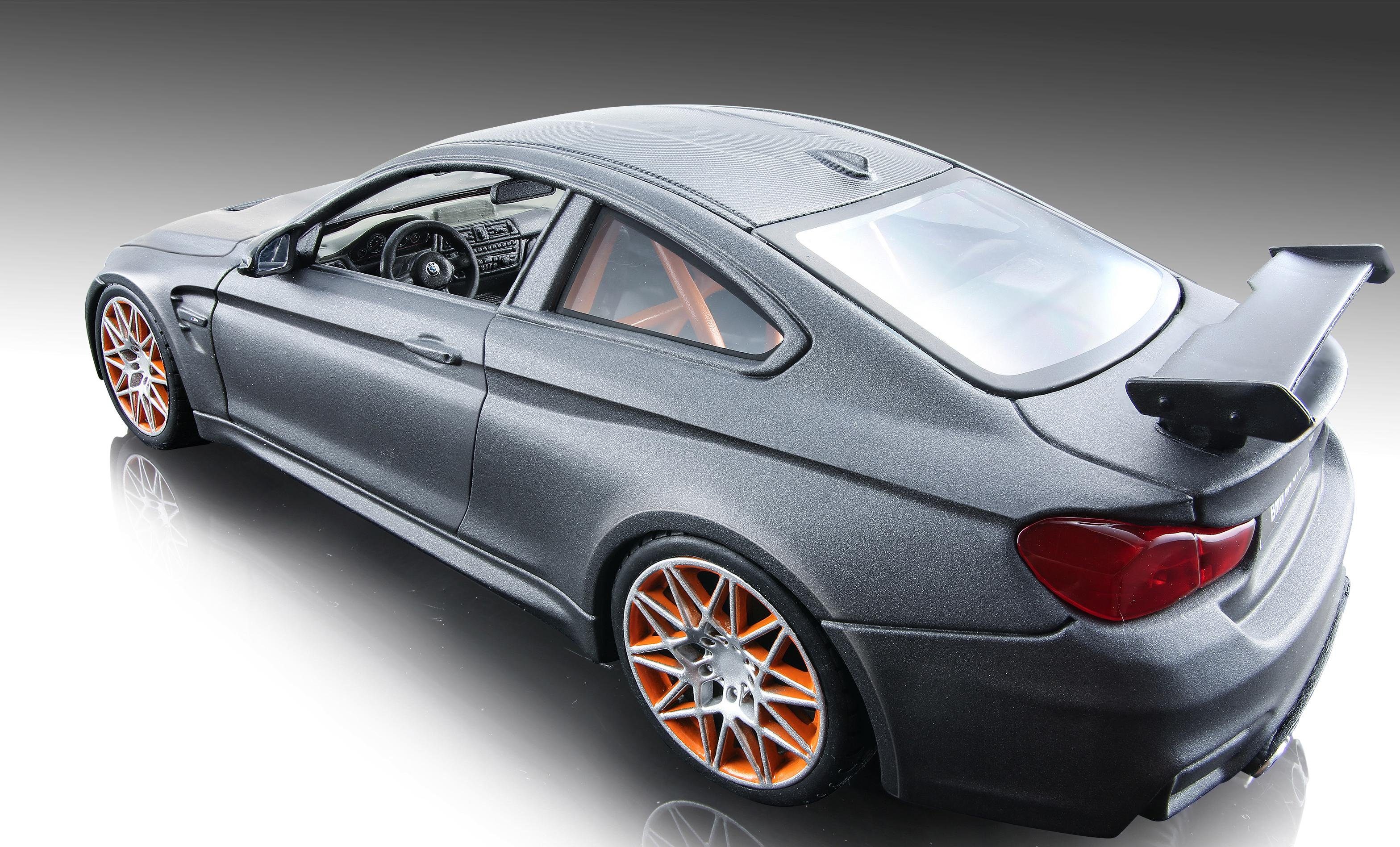 Maisto® Sammlerauto BMW M4 GTS, 1:24, metallic grau, Maßstab 1:24, aus Metallspritzguss