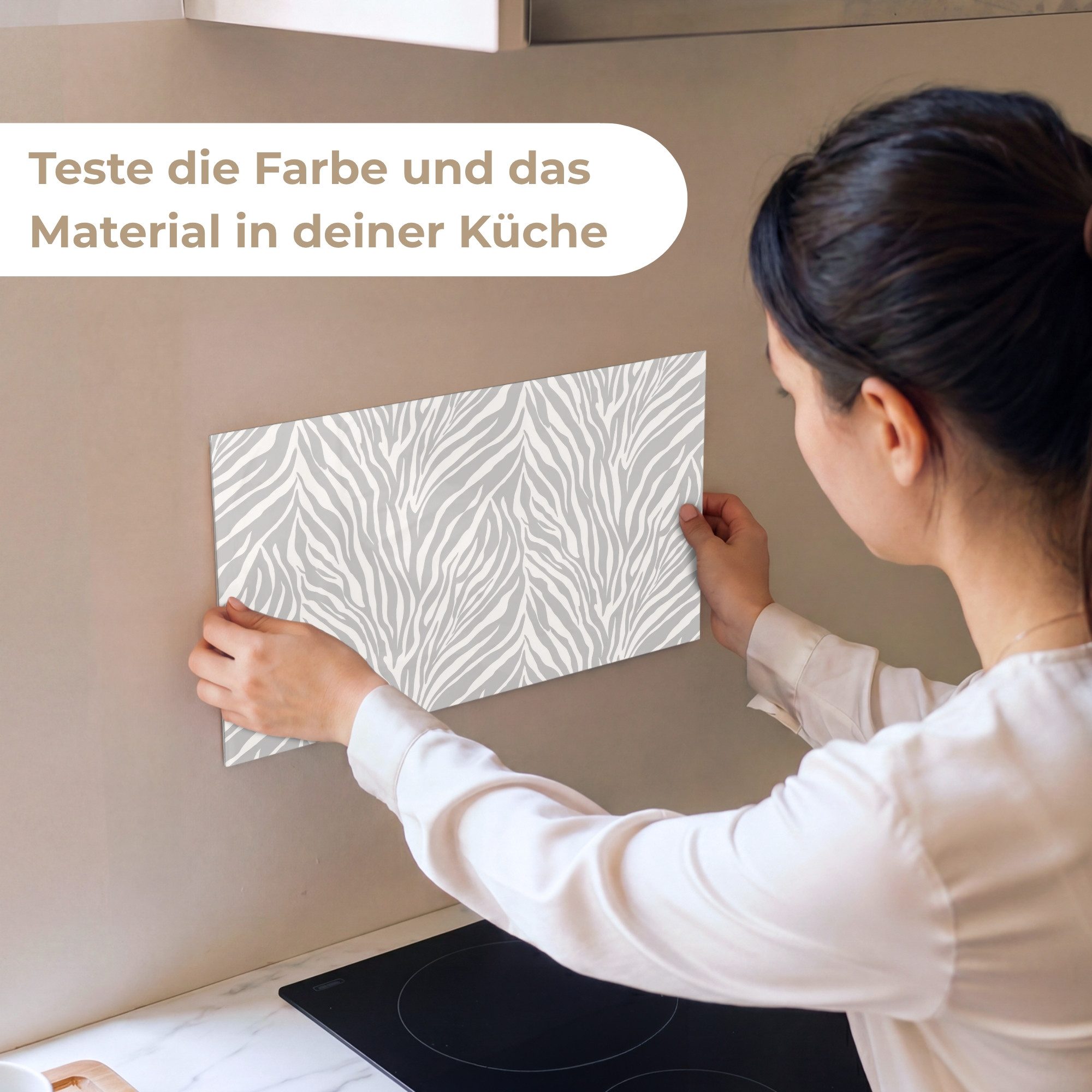 KitchenYeah Küchenrückwand Muster selbstklebend (keine Folie) Zebra - Motiv - Grau, (1-tlg), Spritzschutz, Küche, Rückwand, Küchenwand, Küchenfront, 30x20 cm