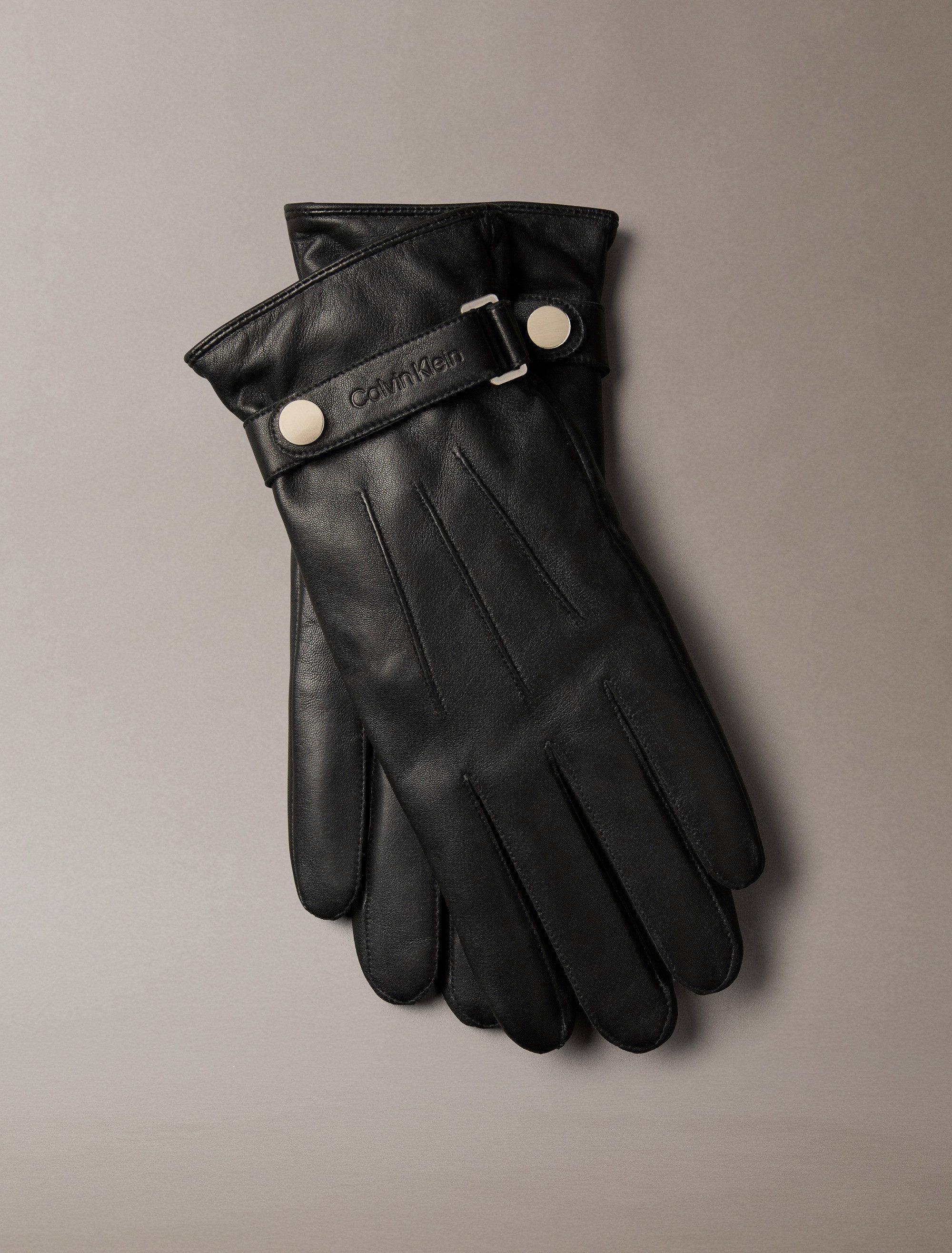 Calvin Klein Lederhandschuhe LOGO STRAP SMOOTH LEATHER GLOVES Perfekt für d günstig online kaufen