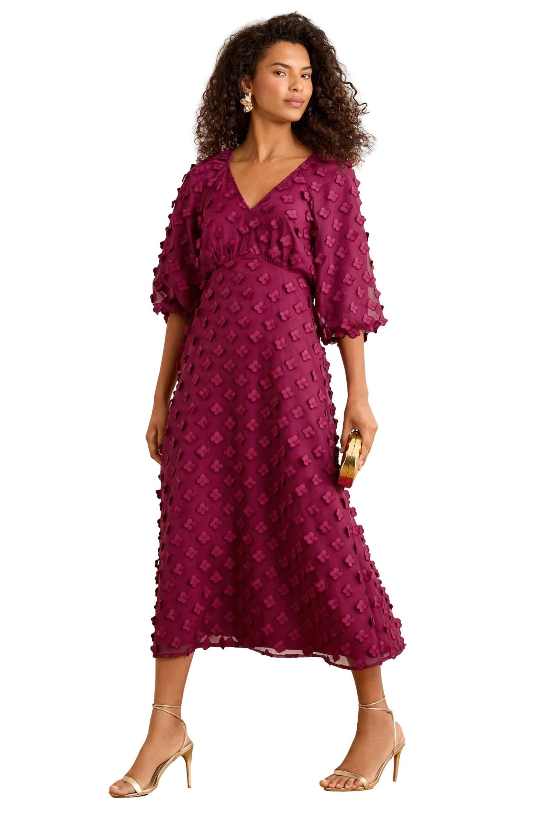 Love & Roses Midikleid Love & Roses Midikleid mit 3D-Blumen, Petite (1-tlg) günstig online kaufen