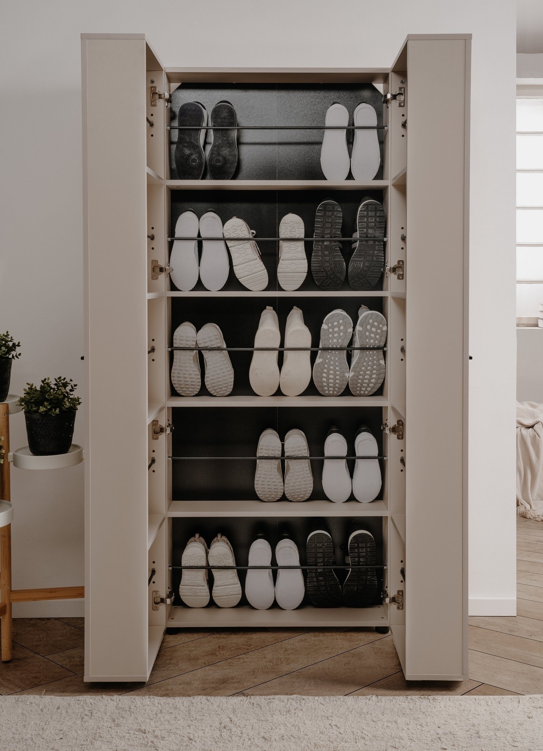 freiraum Schuhschrank Lugo in samt - 74x181,5x34cm (BxHxT)