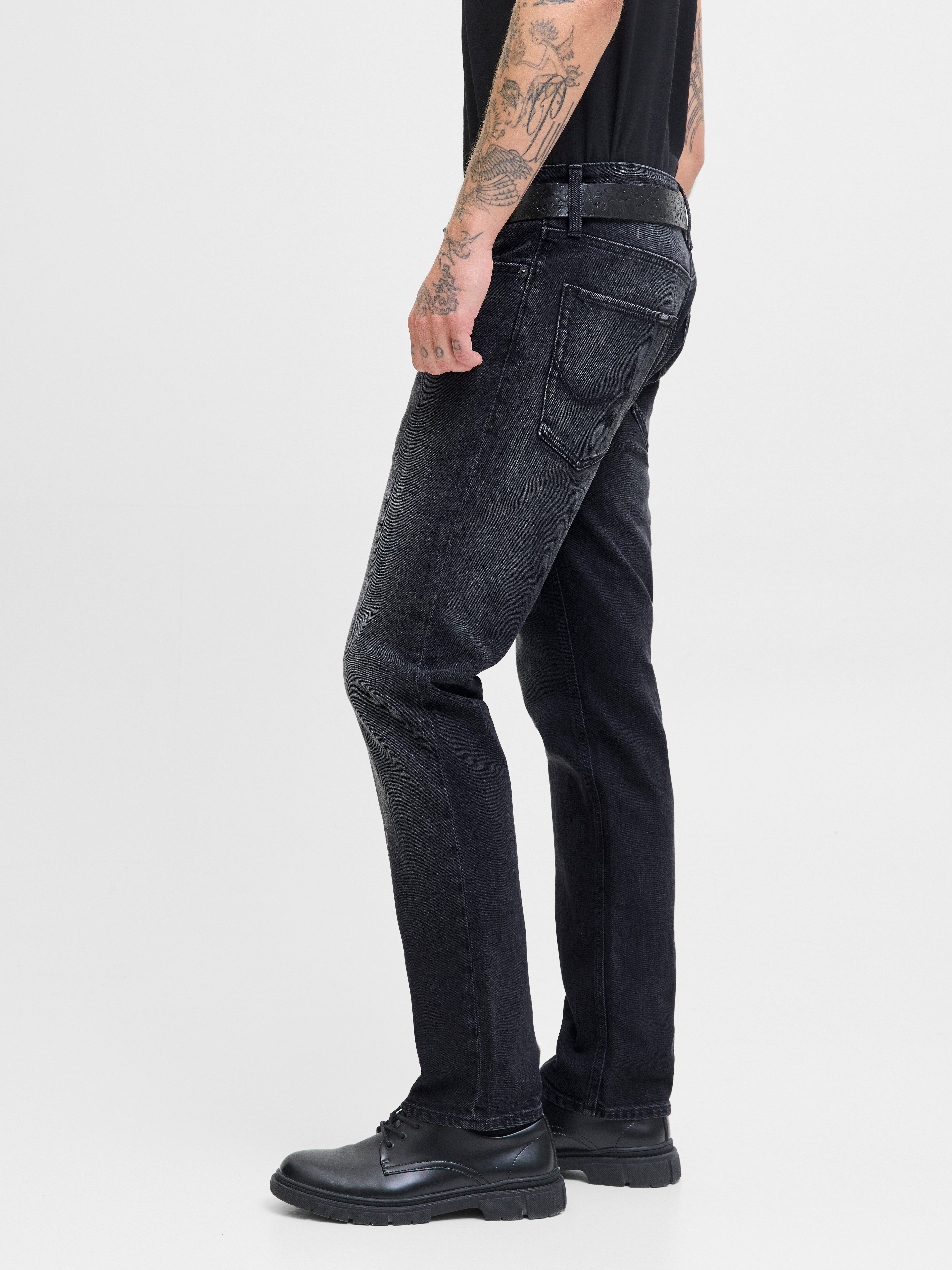 Jack & Jones Regular-fit-Jeans JJICLARK im Used-Look, Stretchkomfort und niedrige Leibhöhe Baumwollmischung, regular fit